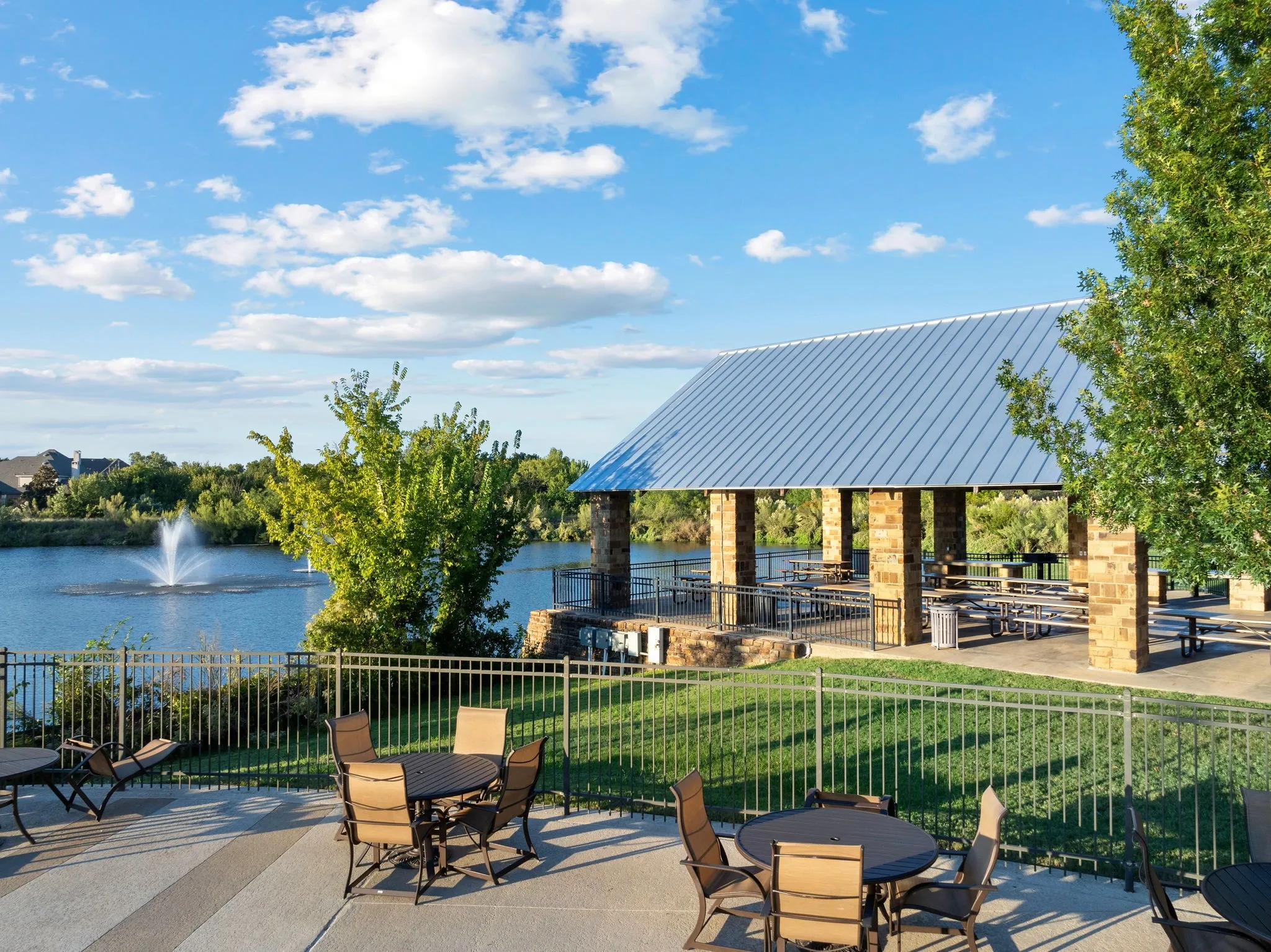 Single Family Residence For Sale in Denton County , 1200 Grant Avenue, Lantana, Texas 76226, 4 Bedroom, 3 Bathroom, 2 Garage spaces, 3,219 Sqft, built in 2014, mls#21343046, Real Estate Agent in Lantana, Homes For Sale in Denton county, Homes For Sale in Lantana, Realtor in Lantana Texas, Real Estate Brokerage Independent Realty Texas, Luminita Cordes Realtor