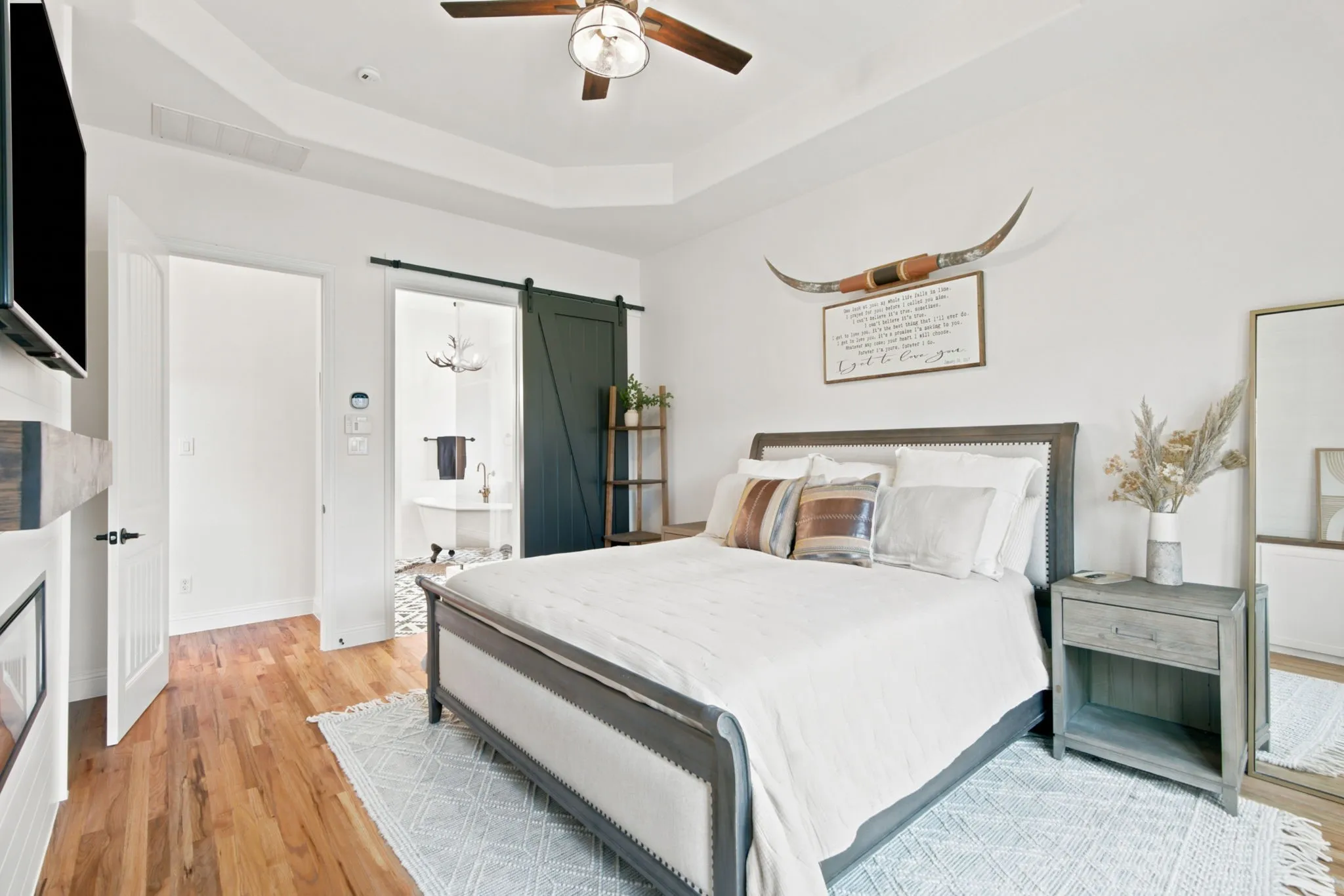 Single Family Residence For Sale in Denton County , 1200 Grant Avenue, Lantana, Texas 76226, 4 Bedroom, 3 Bathroom, 2 Garage spaces, 3,219 Sqft, built in 2014, mls#21343046, Real Estate Agent in Lantana, Homes For Sale in Denton county, Homes For Sale in Lantana, Realtor in Lantana Texas, Real Estate Brokerage Independent Realty Texas, Luminita Cordes Realtor