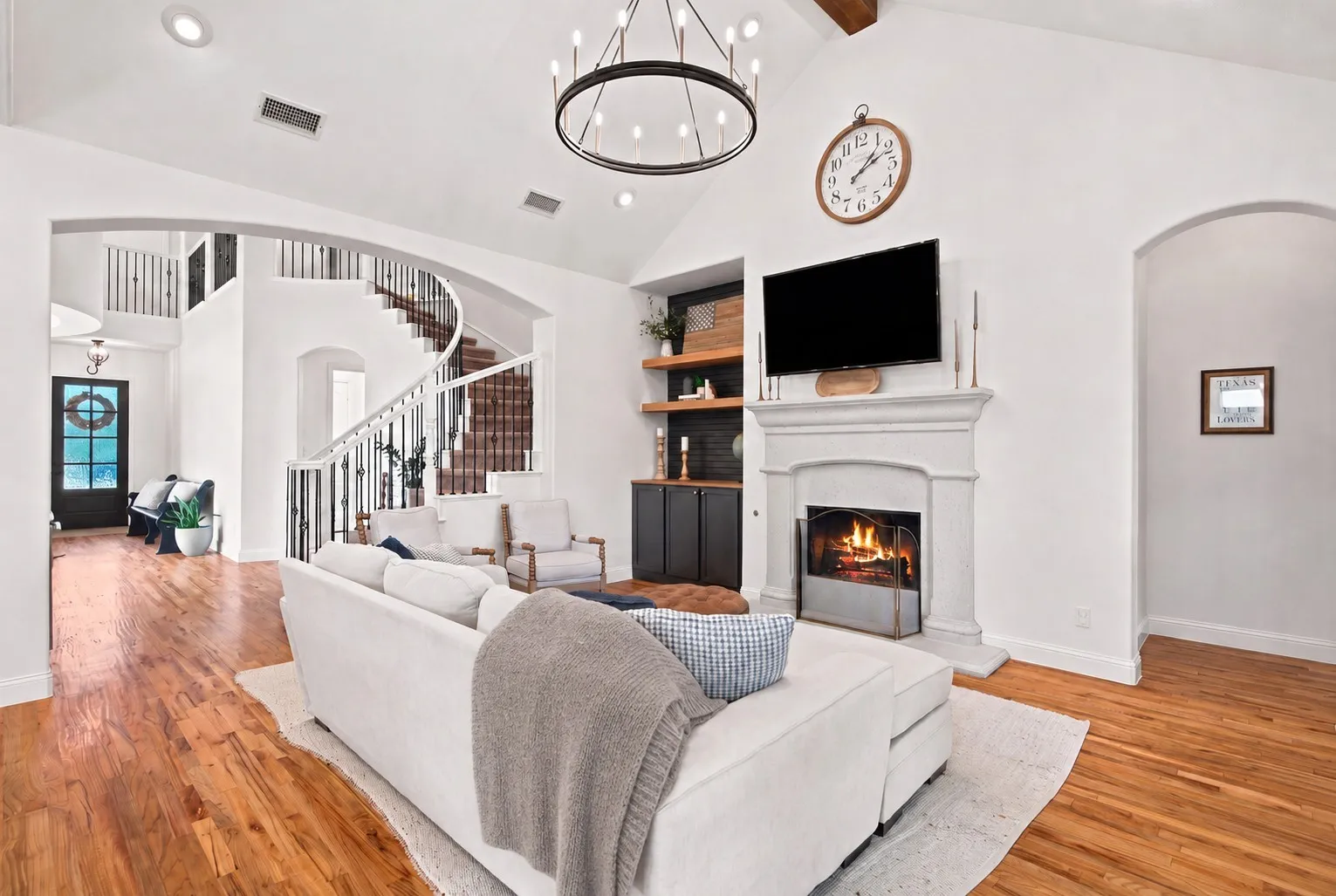Single Family Residence For Sale in Denton County , 1200 Grant Avenue, Lantana, Texas 76226, 4 Bedroom, 3 Bathroom, 2 Garage spaces, 3,219 Sqft, built in 2014, mls#21343046, Real Estate Agent in Lantana, Homes For Sale in Denton county, Homes For Sale in Lantana, Realtor in Lantana Texas, Real Estate Brokerage Independent Realty Texas, Luminita Cordes Realtor
