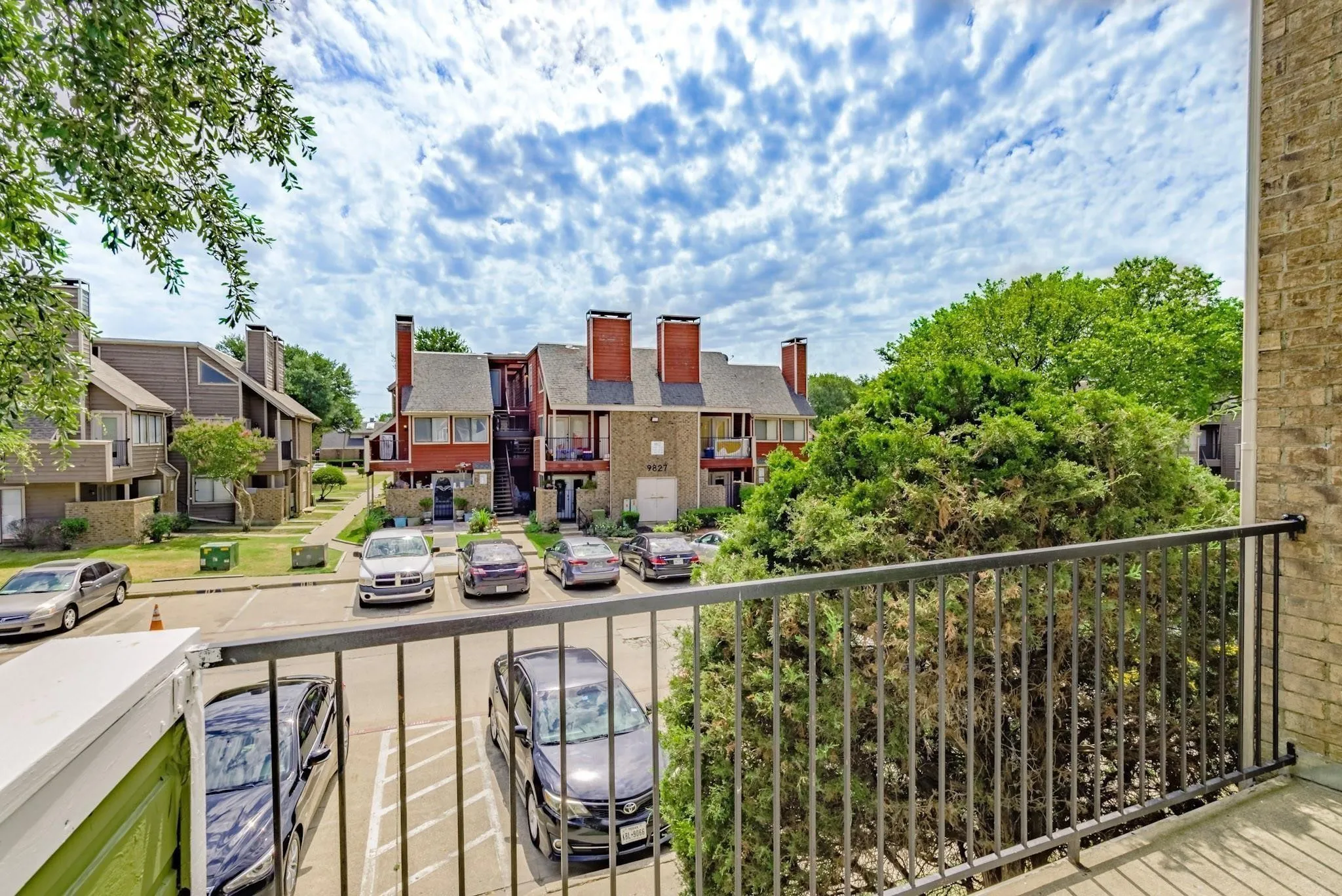 Condominium For Rent in Dallas County , 9823 Walnut Street L205, Dallas, Texas 75243, 2 Bedroom, 2 Bathroom, Garage spaces, 1,031 Sqft, built in 1982, mls#21345517, Real Estate Agent in Dallas, Homes For Rent in Dallas county, Homes For Rent in Dallas, Realtor in Dallas Texas, Real Estate Brokerage Independent Realty Texas, Luminita Cordes Realtor