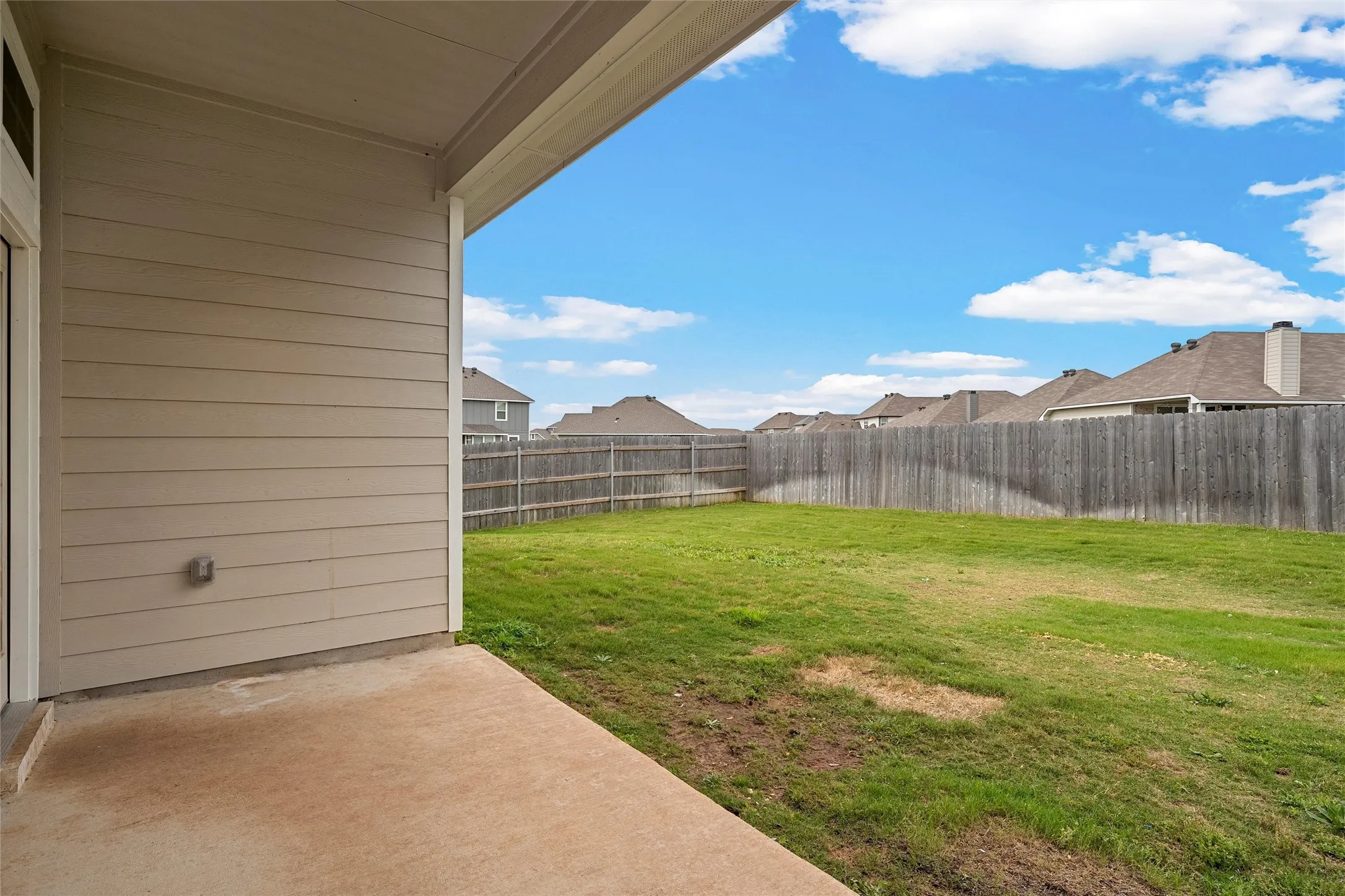 Single Family Residence For Sale in Mc Lennan County , 3205 Dottavio Road, Lorena, Texas 76655, 4 Bedrooms, 3 Bathrooms, 2 Garage spaces, 2,121 Sqft, built in 2023, Price $369,500, mls#21345712, Real Estate Agent in Lorena, Homes For Sale in Mc Lennan county, Homes For Sale in Lorena, Realtor in Lorena Texas, Real Estate Brokerage Independent Realty Texas, Luminita Cordes Realtor
