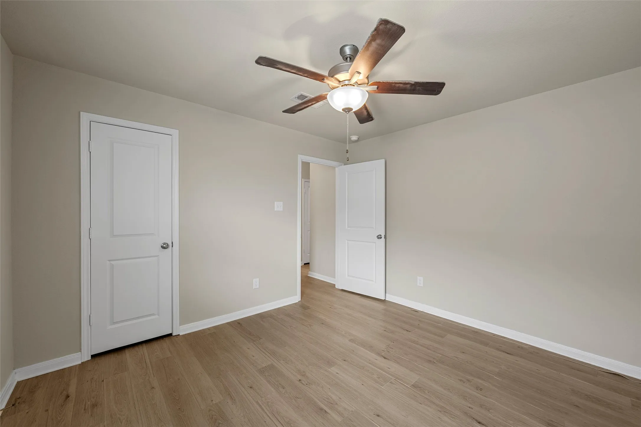 Single Family Residence For Sale in Mc Lennan County , 3205 Dottavio Road, Lorena, Texas 76655, 4 Bedrooms, 3 Bathrooms, 2 Garage spaces, 2,121 Sqft, built in 2023, Price $369,500, mls#21345712, Real Estate Agent in Lorena, Homes For Sale in Mc Lennan county, Homes For Sale in Lorena, Realtor in Lorena Texas, Real Estate Brokerage Independent Realty Texas, Luminita Cordes Realtor