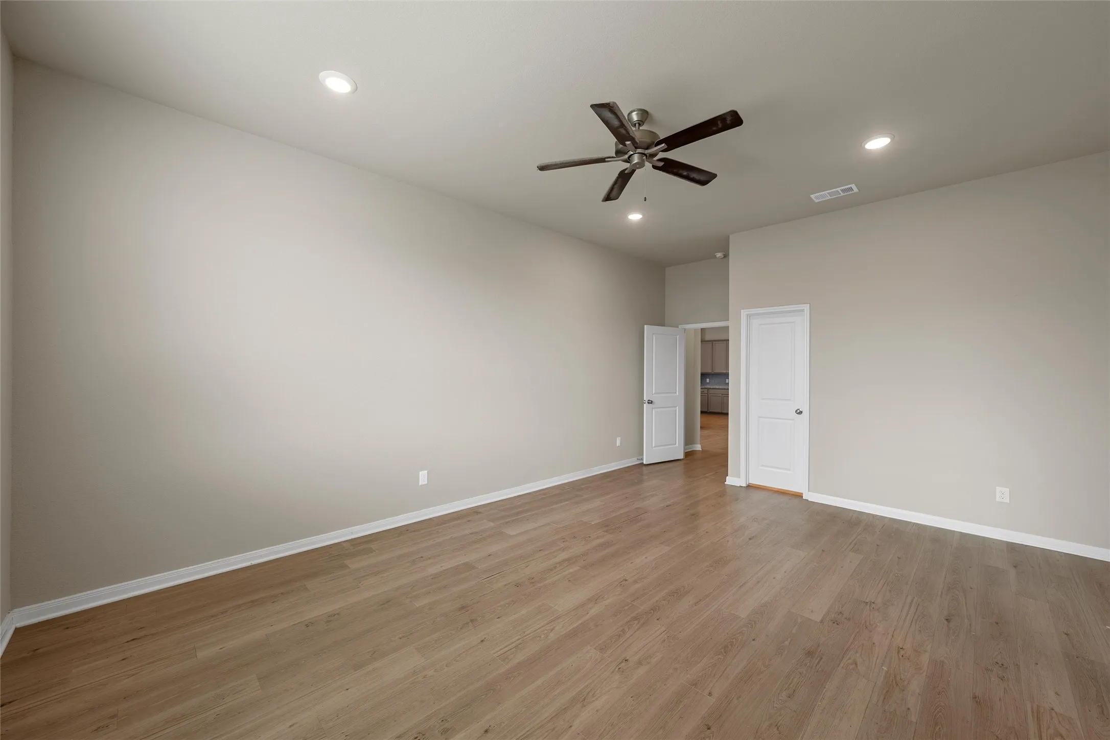 Single Family Residence For Sale in Mc Lennan County , 3205 Dottavio Road, Lorena, Texas 76655, 4 Bedrooms, 3 Bathrooms, 2 Garage spaces, 2,121 Sqft, built in 2023, Price $369,500, mls#21345712, Real Estate Agent in Lorena, Homes For Sale in Mc Lennan county, Homes For Sale in Lorena, Realtor in Lorena Texas, Real Estate Brokerage Independent Realty Texas, Luminita Cordes Realtor