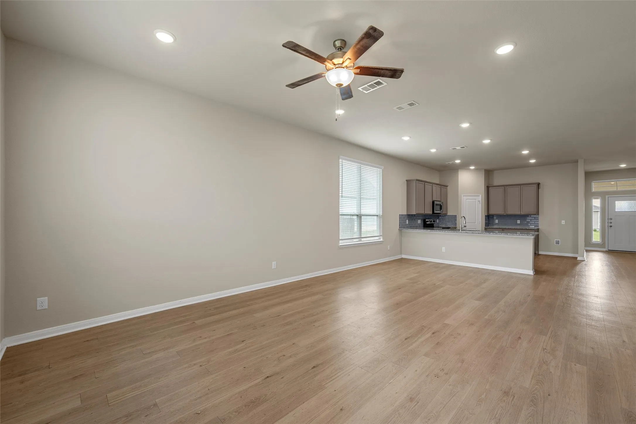 Single Family Residence For Sale in Mc Lennan County , 3205 Dottavio Road, Lorena, Texas 76655, 4 Bedrooms, 3 Bathrooms, 2 Garage spaces, 2,121 Sqft, built in 2023, Price $369,500, mls#21345712, Real Estate Agent in Lorena, Homes For Sale in Mc Lennan county, Homes For Sale in Lorena, Realtor in Lorena Texas, Real Estate Brokerage Independent Realty Texas, Luminita Cordes Realtor