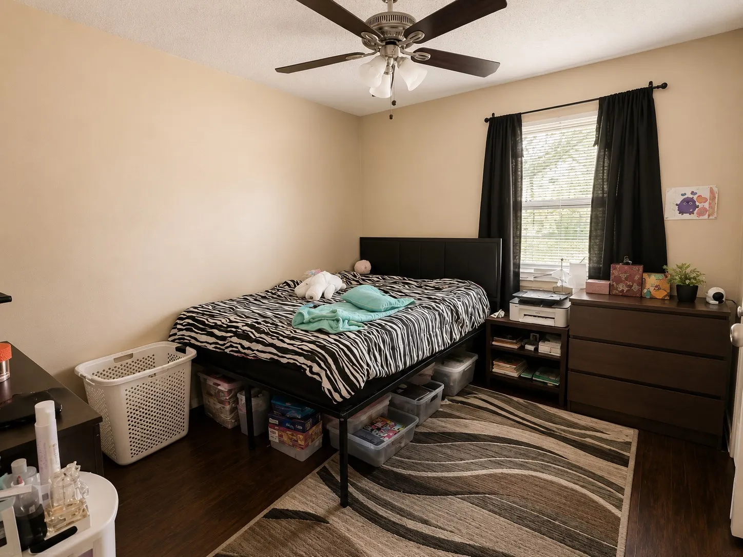 Single Family Residence For Sale in Kaufman County , 1614 Lee Street, Kaufman, Texas 75142, 3 Bedrooms, 2 Bathrooms, 2 Garage spaces, 1,253 Sqft, built in 1970, Price $185,000, mls#21337755, Real Estate Agent in Kaufman, Homes For Sale in Kaufman county, Homes For Sale in Kaufman, Realtor in Kaufman Texas, Real Estate Brokerage Independent Realty Texas, Luminita Cordes Realtor