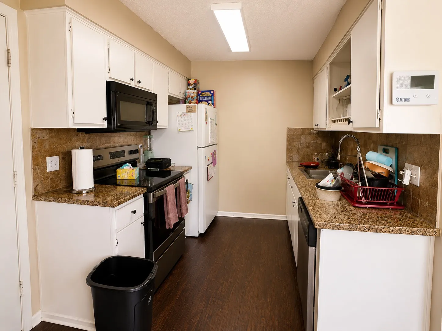 Single Family Residence For Sale in Kaufman County , 1614 Lee Street, Kaufman, Texas 75142, 3 Bedrooms, 2 Bathrooms, 2 Garage spaces, 1,253 Sqft, built in 1970, Price $185,000, mls#21337755, Real Estate Agent in Kaufman, Homes For Sale in Kaufman county, Homes For Sale in Kaufman, Realtor in Kaufman Texas, Real Estate Brokerage Independent Realty Texas, Luminita Cordes Realtor
