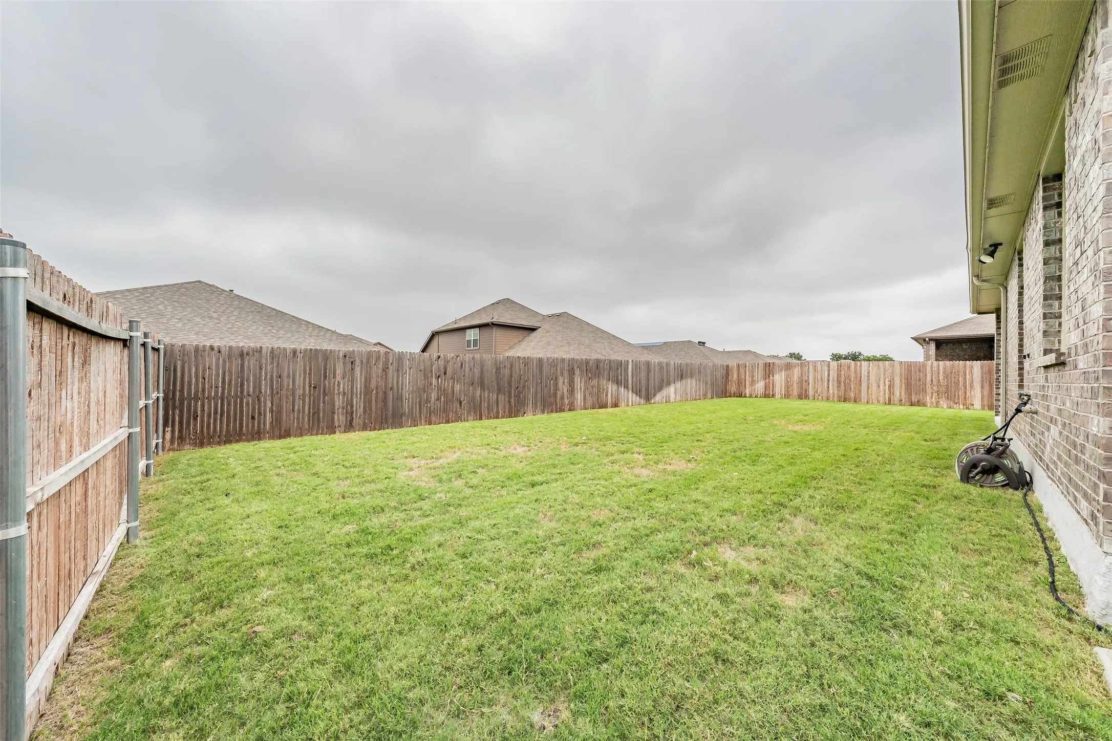 Single Family Residence For Sale in Tarrant County , 1125 Belsay Lane, Saginaw, Texas 76131, 4 Bedrooms, 2 Bathrooms, 3 Garage spaces, 1,801 Sqft, built in 2018, Price $360,000, mls#21344646, Real Estate Agent in Saginaw, Homes For Sale in Tarrant county, Homes For Sale in Saginaw, Realtor in Saginaw Texas, Real Estate Brokerage Independent Realty Texas, Luminita Cordes Realtor