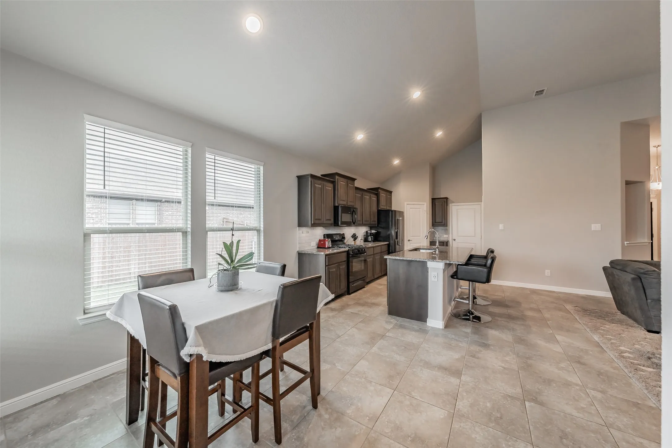 Single Family Residence For Sale in Tarrant County , 1125 Belsay Lane, Saginaw, Texas 76131, 4 Bedrooms, 2 Bathrooms, 3 Garage spaces, 1,801 Sqft, built in 2018, Price $360,000, mls#21344646, Real Estate Agent in Saginaw, Homes For Sale in Tarrant county, Homes For Sale in Saginaw, Realtor in Saginaw Texas, Real Estate Brokerage Independent Realty Texas, Luminita Cordes Realtor