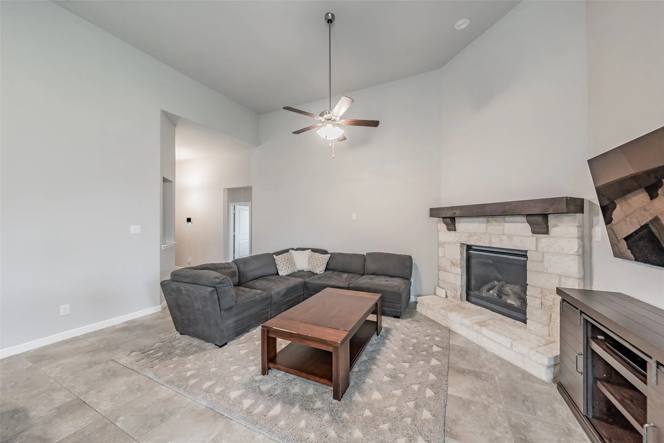 Single Family Residence For Sale in Tarrant County , 1125 Belsay Lane, Saginaw, Texas 76131, 4 Bedrooms, 2 Bathrooms, 3 Garage spaces, 1,801 Sqft, built in 2018, Price $360,000, mls#21344646, Real Estate Agent in Saginaw, Homes For Sale in Tarrant county, Homes For Sale in Saginaw, Realtor in Saginaw Texas, Real Estate Brokerage Independent Realty Texas, Luminita Cordes Realtor