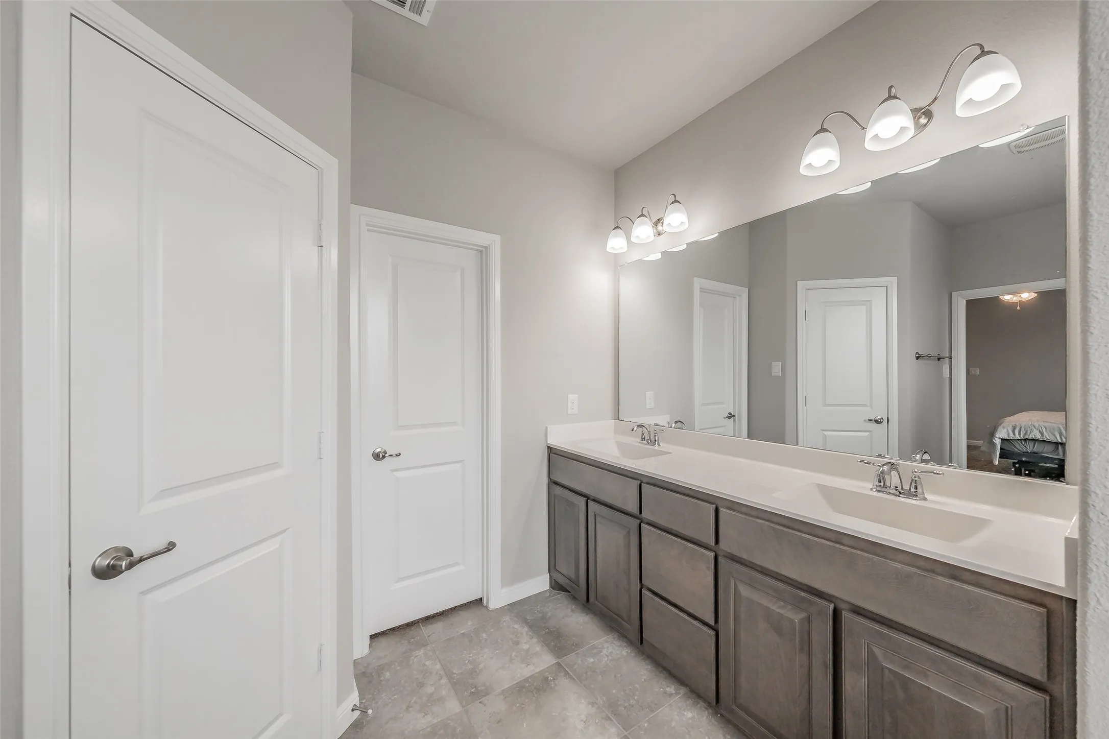Single Family Residence For Sale in Tarrant County , 1125 Belsay Lane, Saginaw, Texas 76131, 4 Bedrooms, 2 Bathrooms, 3 Garage spaces, 1,801 Sqft, built in 2018, Price $360,000, mls#21344646, Real Estate Agent in Saginaw, Homes For Sale in Tarrant county, Homes For Sale in Saginaw, Realtor in Saginaw Texas, Real Estate Brokerage Independent Realty Texas, Luminita Cordes Realtor