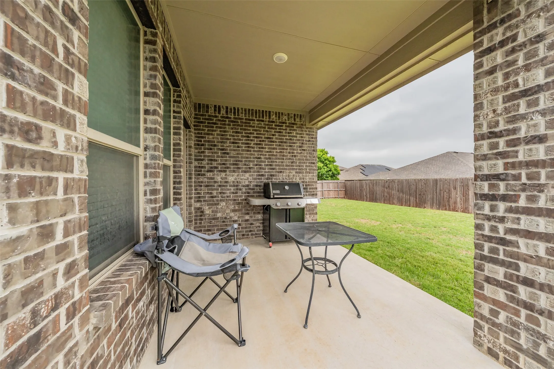 Single Family Residence For Sale in Tarrant County , 1125 Belsay Lane, Saginaw, Texas 76131, 4 Bedrooms, 2 Bathrooms, 3 Garage spaces, 1,801 Sqft, built in 2018, Price $360,000, mls#21344646, Real Estate Agent in Saginaw, Homes For Sale in Tarrant county, Homes For Sale in Saginaw, Realtor in Saginaw Texas, Real Estate Brokerage Independent Realty Texas, Luminita Cordes Realtor