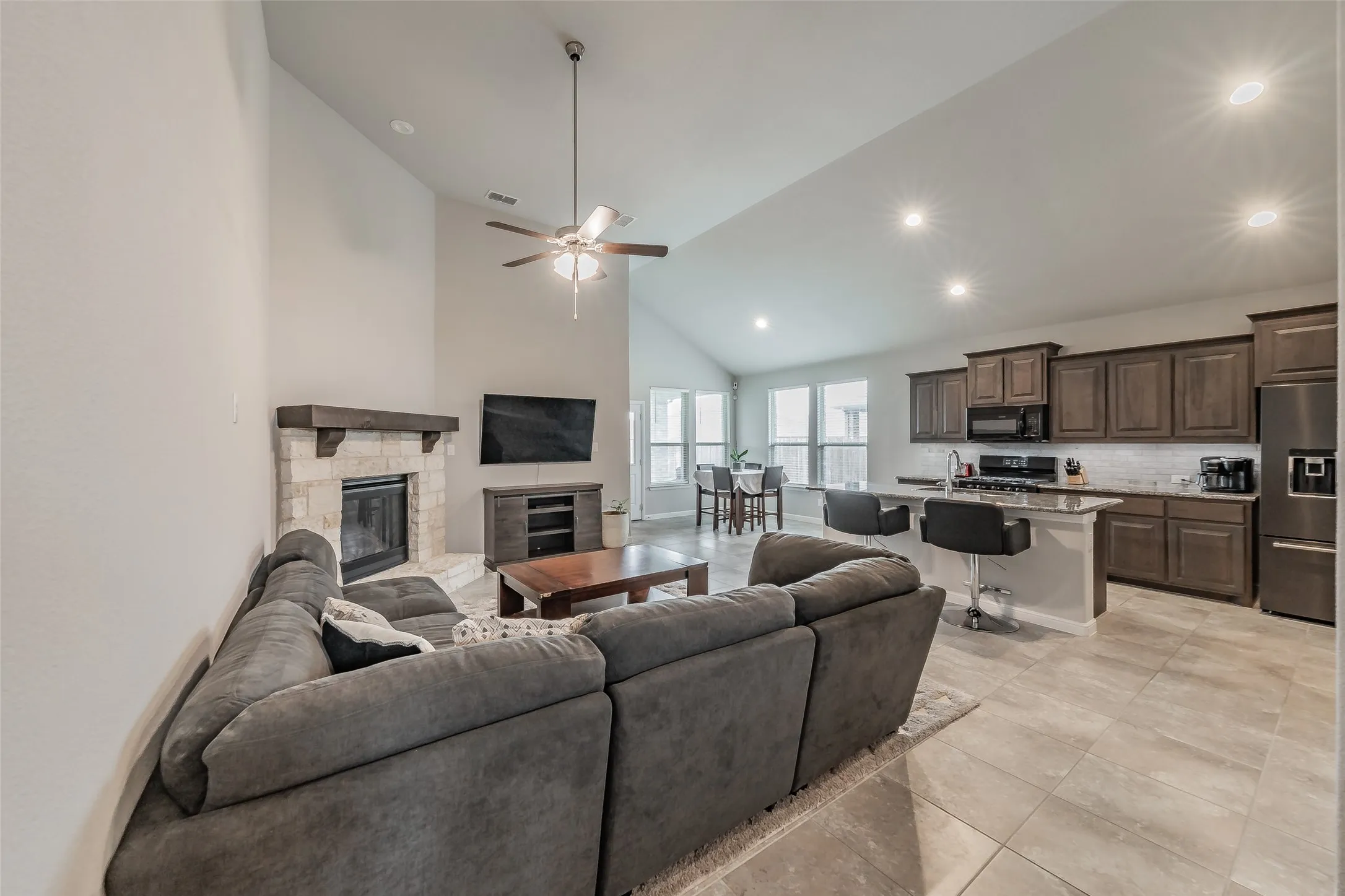 Single Family Residence For Sale in Tarrant County , 1125 Belsay Lane, Saginaw, Texas 76131, 4 Bedrooms, 2 Bathrooms, 3 Garage spaces, 1,801 Sqft, built in 2018, Price $360,000, mls#21344646, Real Estate Agent in Saginaw, Homes For Sale in Tarrant county, Homes For Sale in Saginaw, Realtor in Saginaw Texas, Real Estate Brokerage Independent Realty Texas, Luminita Cordes Realtor