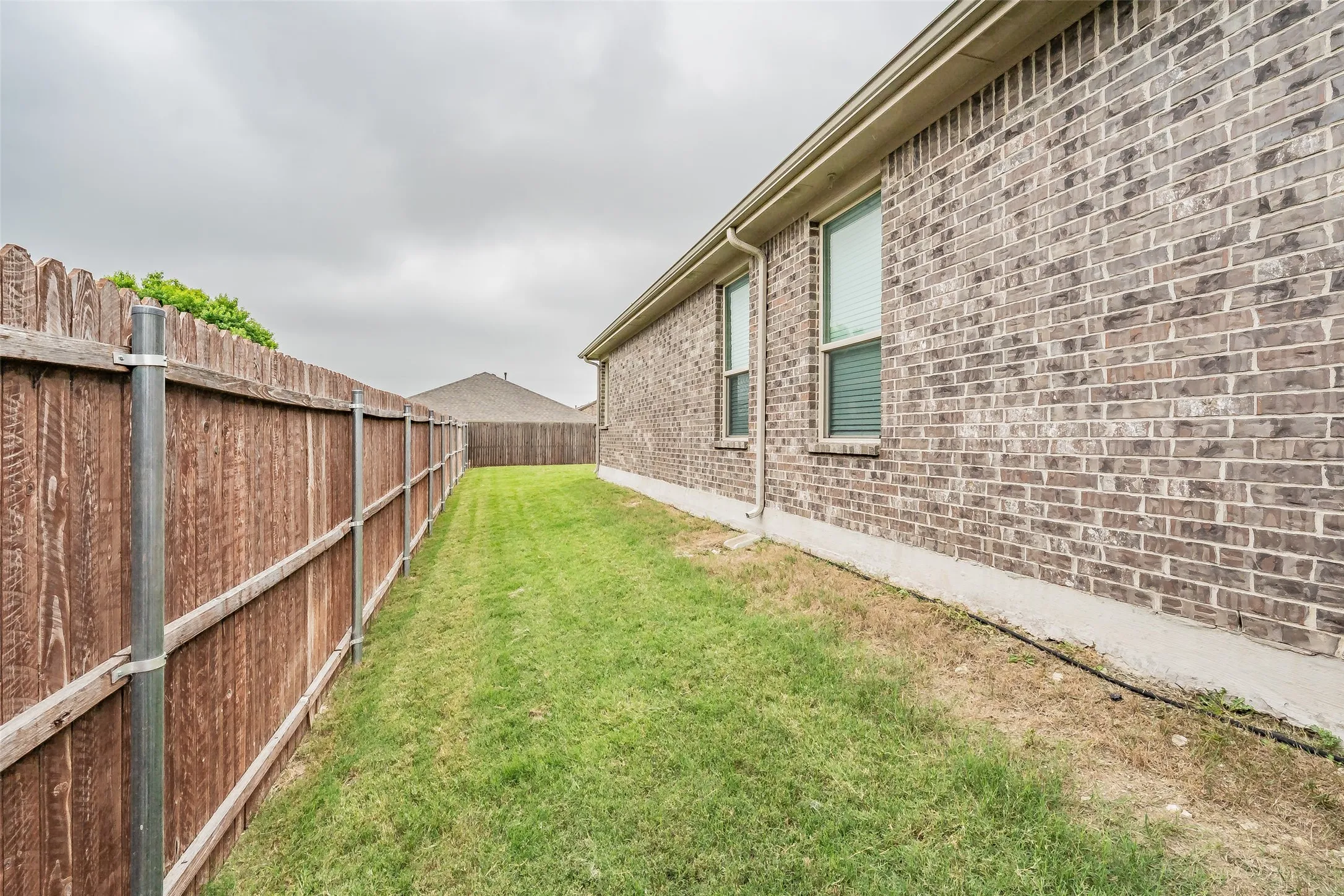 Single Family Residence For Sale in Tarrant County , 1125 Belsay Lane, Saginaw, Texas 76131, 4 Bedrooms, 2 Bathrooms, 3 Garage spaces, 1,801 Sqft, built in 2018, Price $360,000, mls#21344646, Real Estate Agent in Saginaw, Homes For Sale in Tarrant county, Homes For Sale in Saginaw, Realtor in Saginaw Texas, Real Estate Brokerage Independent Realty Texas, Luminita Cordes Realtor