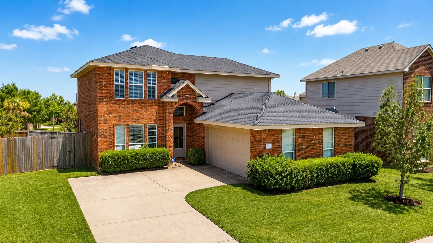 Single Family Residence For Sale in Dallas County , 812 Cayotillo Street, Lancaster, Texas 75146, 4 Bedroom, 3 Bathroom, 2 Garage spaces, 2,538 Sqft, built in 2007, mls#21345542, Real Estate Agent in Lancaster, Homes For Sale in Dallas county, Homes For Sale in Lancaster, Realtor in Lancaster Texas, Real Estate Brokerage Independent Realty Texas, Luminita Cordes Realtor