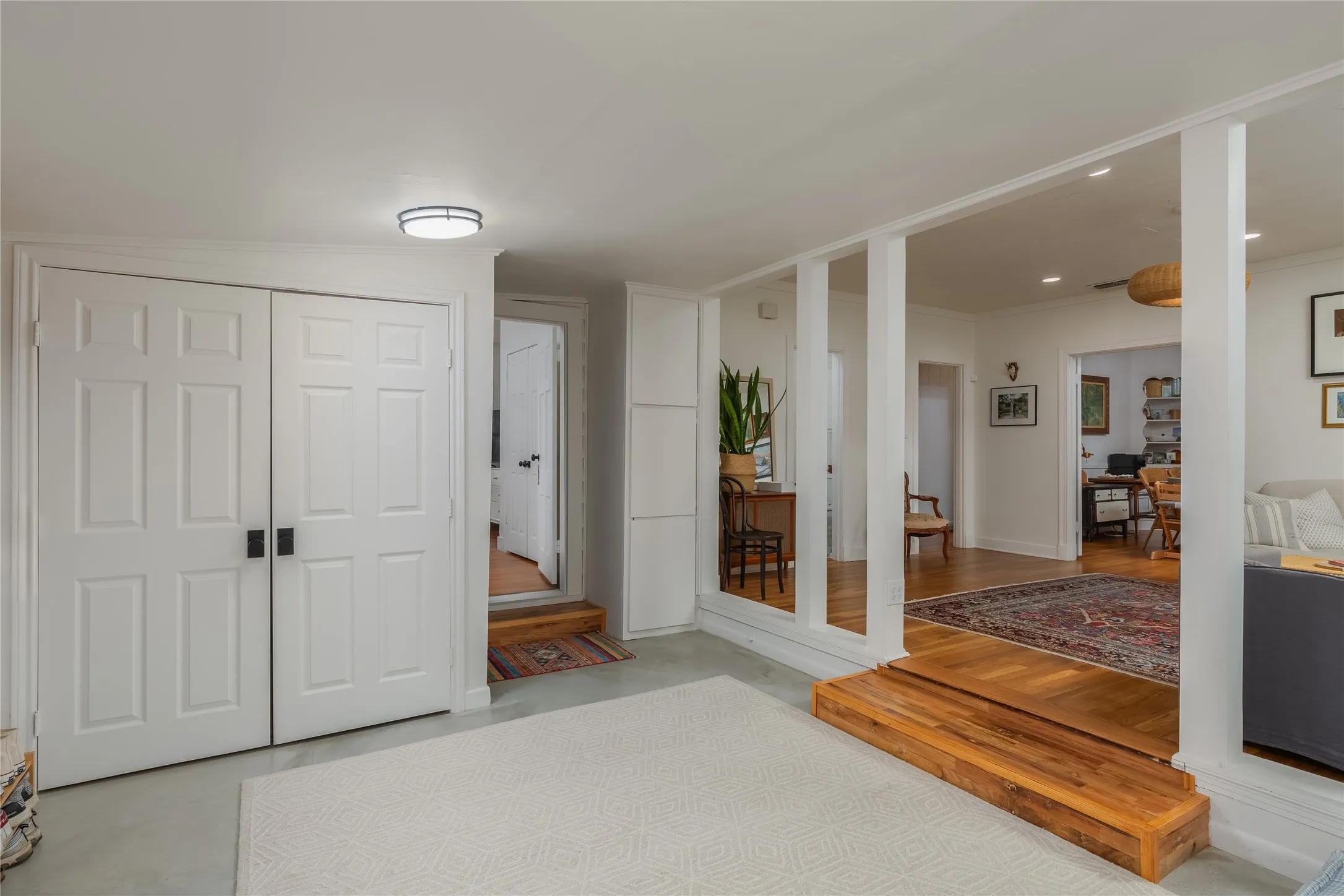 Single Family Residence For Sale in Tarrant County , 3217 Waits Avenue, Fort Worth, Texas 76109, 2 Bedroom, 2 Bathroom, Garage spaces, 1,402 Sqft, built in 1936, mls#21342639, Real Estate Agent in Fort Worth, Homes For Sale in Tarrant county, Homes For Sale in Fort Worth, Realtor in Fort Worth Texas, Real Estate Brokerage Independent Realty Texas, Luminita Cordes Realtor