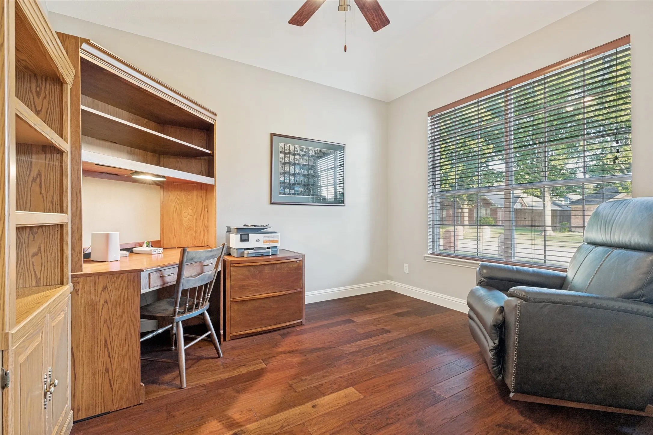Single Family Residence For Sale in Collin County , 10914 Turtle Creek Lane, Frisco, Texas 75035, 3 Bedroom, 2 Bathroom, 2 Garage spaces, 1,933 Sqft, built in 1999, mls#21345433, Real Estate Agent in Frisco, Homes For Sale in Collin county, Homes For Sale in Frisco, Realtor in Frisco Texas, Real Estate Brokerage Independent Realty Texas, Luminita Cordes Realtor