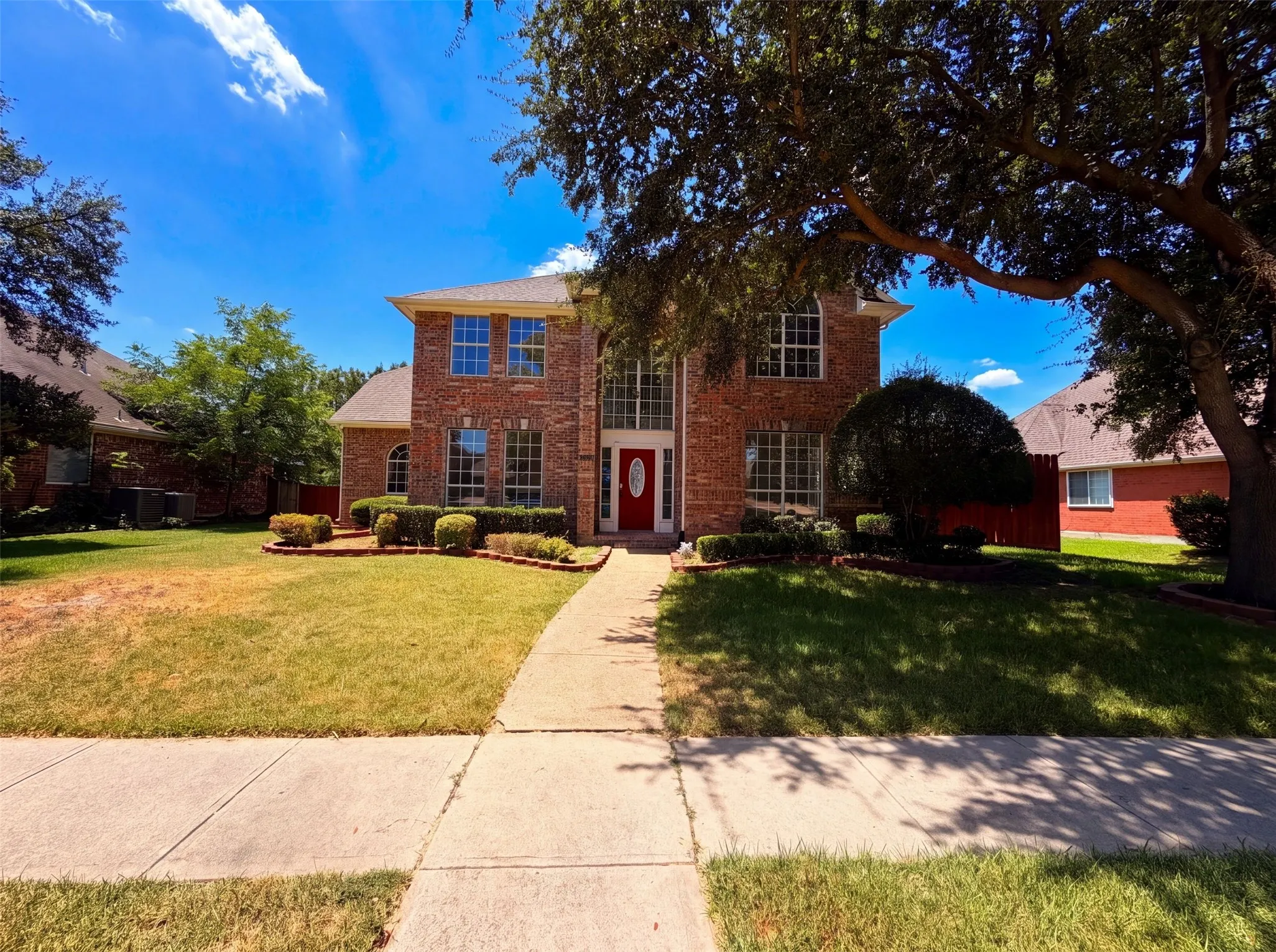 Single Family Residence For Sale in Dallas County , 3106 Westshore Drive, Rowlett, Texas 75088, 4 Bedroom, 3 Bathroom, 2 Garage spaces, 2,288 Sqft, built in 1995, mls#21345773, Real Estate Agent in Rowlett, Homes For Sale in Dallas county, Homes For Sale in Rowlett, Realtor in Rowlett Texas, Real Estate Brokerage Independent Realty Texas, Luminita Cordes Realtor