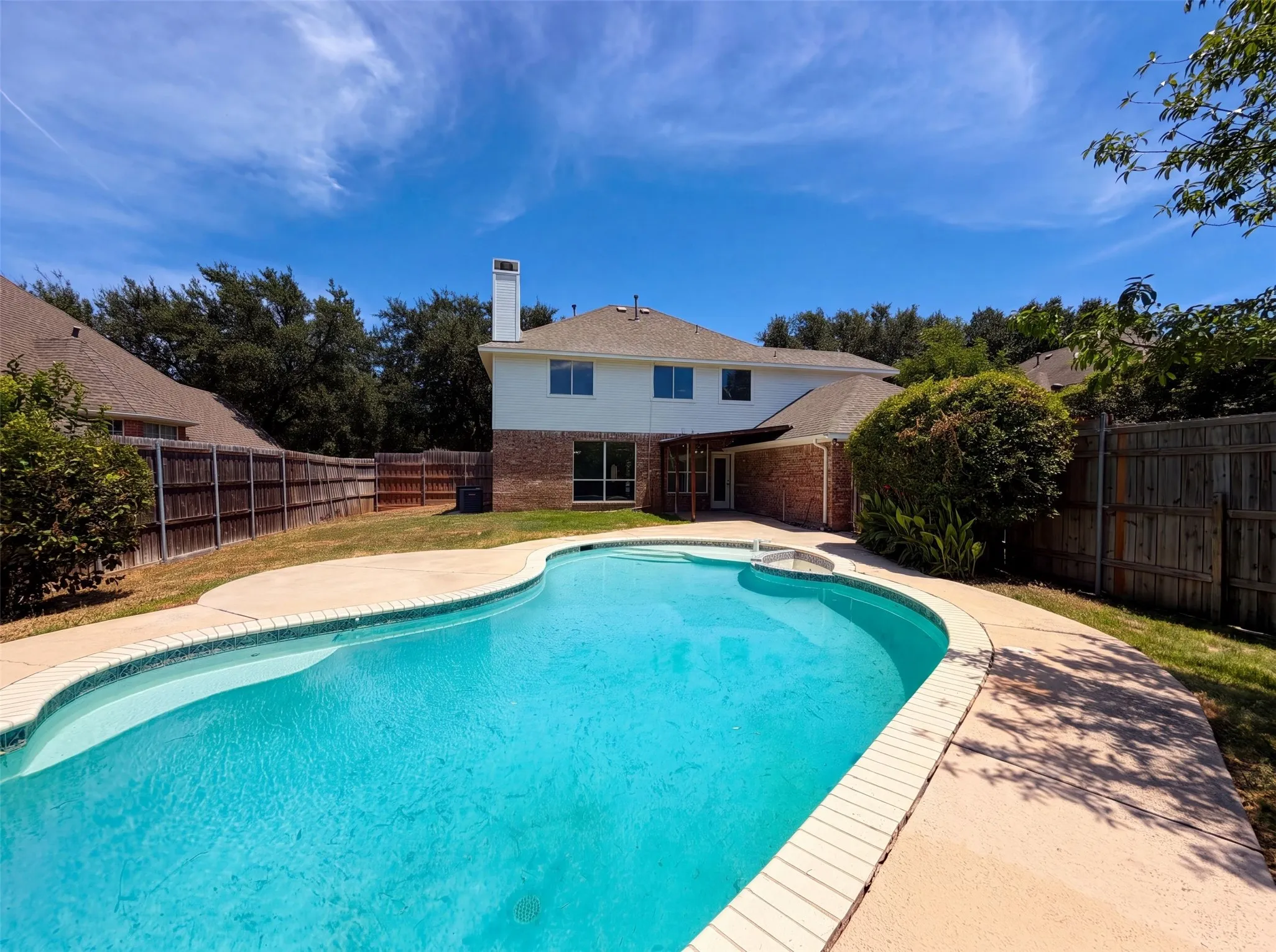 Single Family Residence For Sale in Dallas County , 3106 Westshore Drive, Rowlett, Texas 75088, 4 Bedroom, 3 Bathroom, 2 Garage spaces, 2,288 Sqft, built in 1995, mls#21345773, Real Estate Agent in Rowlett, Homes For Sale in Dallas county, Homes For Sale in Rowlett, Realtor in Rowlett Texas, Real Estate Brokerage Independent Realty Texas, Luminita Cordes Realtor