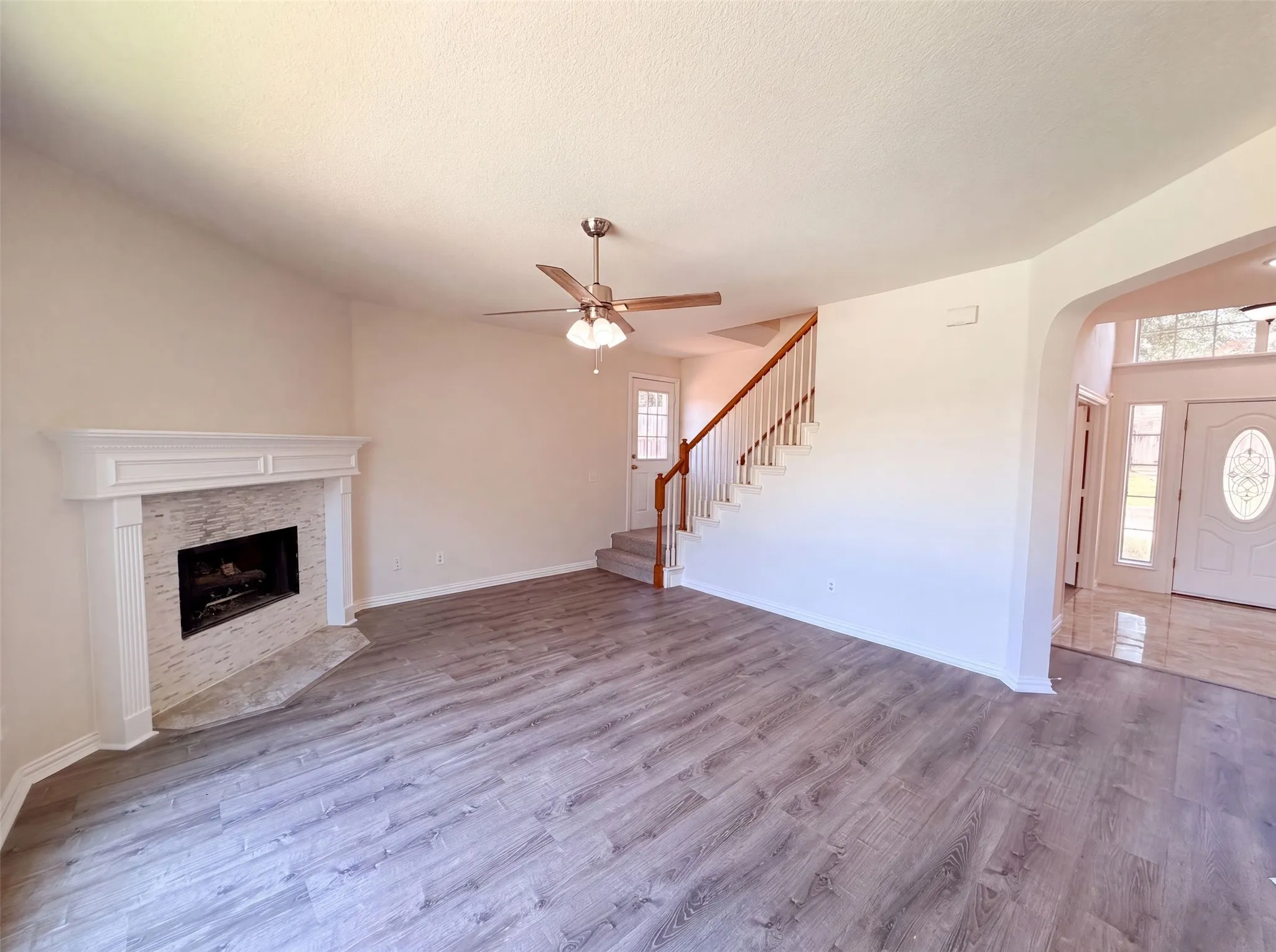 Single Family Residence For Sale in Dallas County , 3106 Westshore Drive, Rowlett, Texas 75088, 4 Bedroom, 3 Bathroom, 2 Garage spaces, 2,288 Sqft, built in 1995, mls#21345773, Real Estate Agent in Rowlett, Homes For Sale in Dallas county, Homes For Sale in Rowlett, Realtor in Rowlett Texas, Real Estate Brokerage Independent Realty Texas, Luminita Cordes Realtor