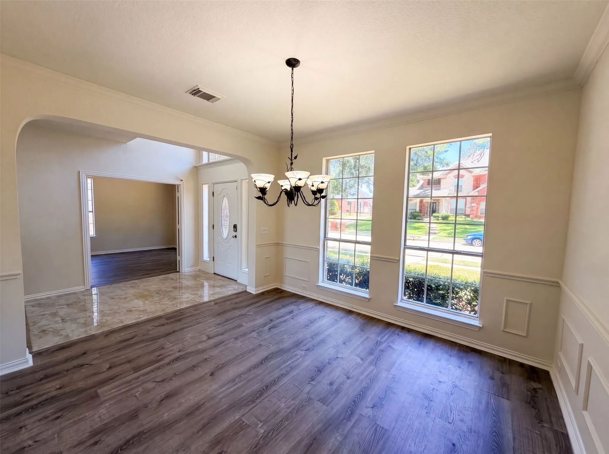 Single Family Residence For Sale in Dallas County , 3106 Westshore Drive, Rowlett, Texas 75088, 4 Bedroom, 3 Bathroom, 2 Garage spaces, 2,288 Sqft, built in 1995, mls#21345773, Real Estate Agent in Rowlett, Homes For Sale in Dallas county, Homes For Sale in Rowlett, Realtor in Rowlett Texas, Real Estate Brokerage Independent Realty Texas, Luminita Cordes Realtor
