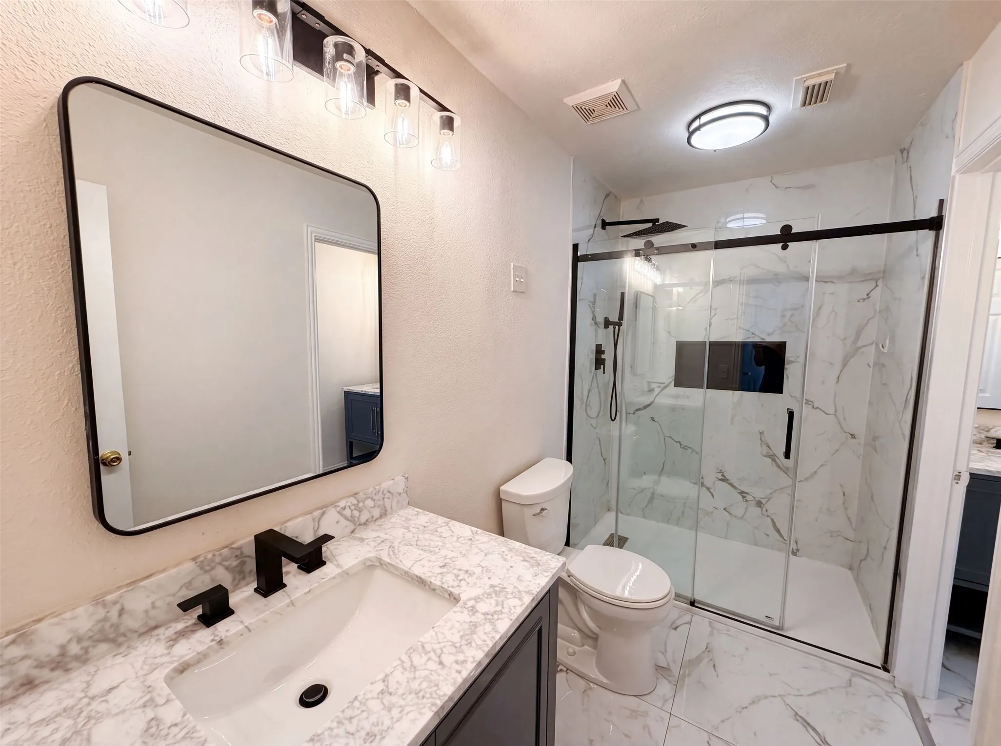 Single Family Residence For Sale in Dallas County , 3106 Westshore Drive, Rowlett, Texas 75088, 4 Bedroom, 3 Bathroom, 2 Garage spaces, 2,288 Sqft, built in 1995, mls#21345773, Real Estate Agent in Rowlett, Homes For Sale in Dallas county, Homes For Sale in Rowlett, Realtor in Rowlett Texas, Real Estate Brokerage Independent Realty Texas, Luminita Cordes Realtor