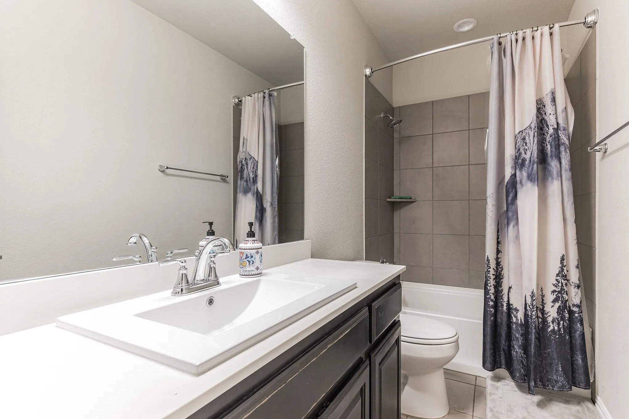 upstairs full bath
