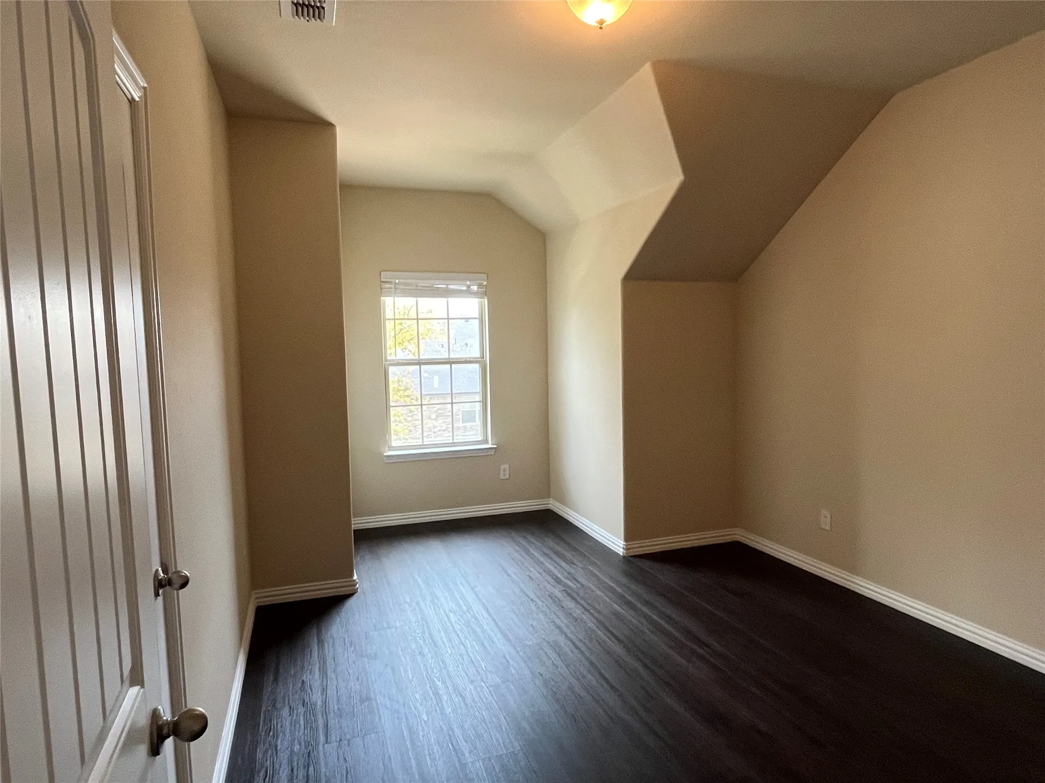 4th bedroom, upstairs
