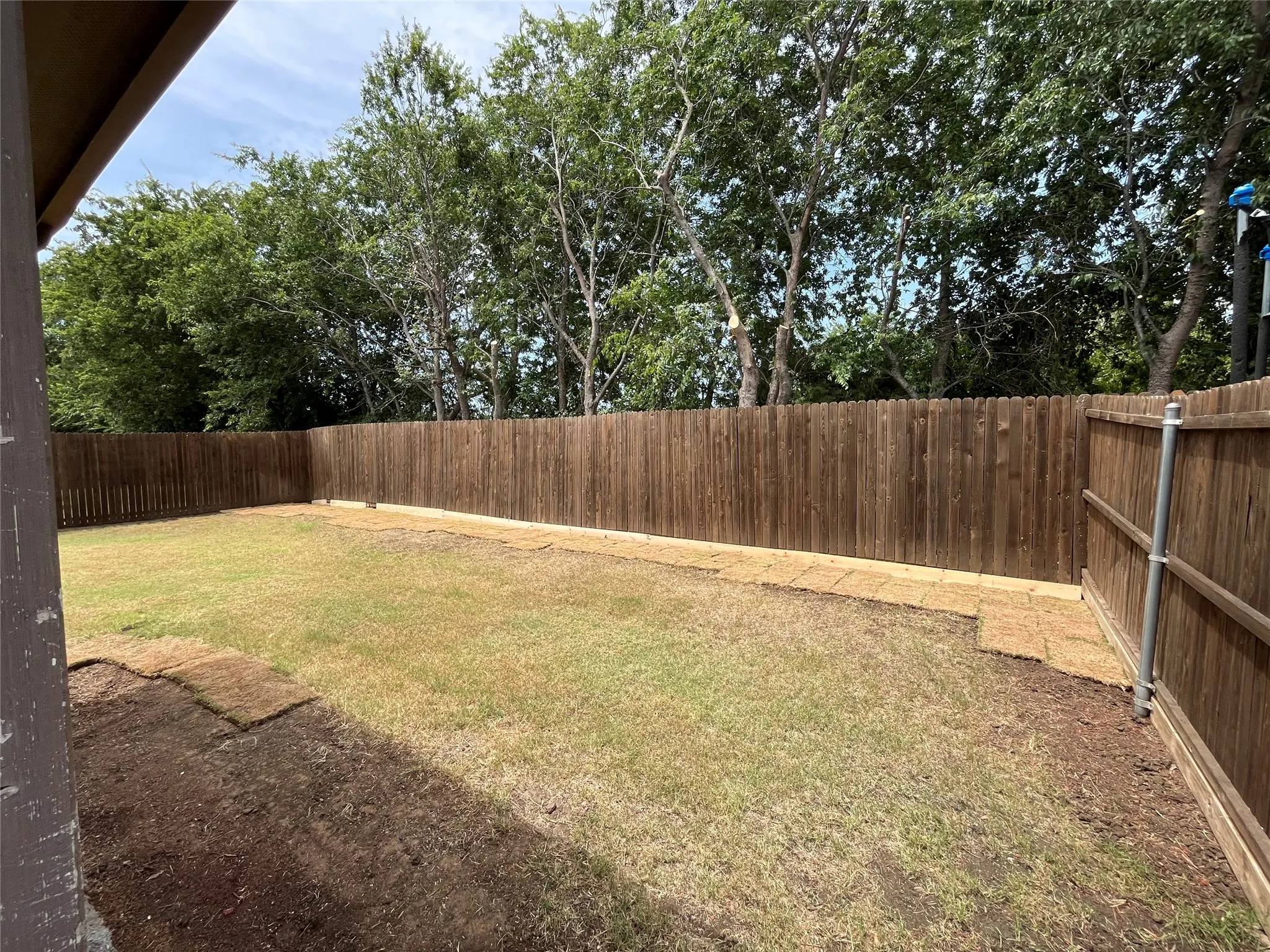 Single Family Residence For Sale in Denton County , 317 Bird Creek, Little Elm, Texas 75068, 4 Bedroom, 3 Bathroom, 2 Garage spaces, 2,419 Sqft, built in 2014, mls#21345776, Real Estate Agent in Little Elm, Homes For Sale in Denton county, Homes For Sale in Little Elm, Realtor in Little Elm Texas, Real Estate Brokerage Independent Realty Texas, Luminita Cordes Realtor