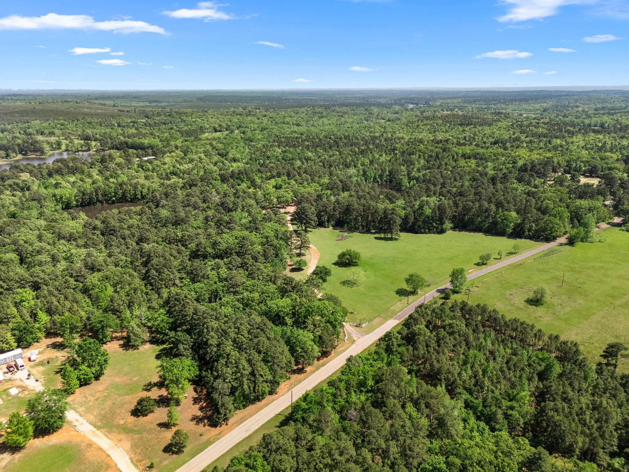 Farm For Sale in Wood County , 1081 County Road 3875, Mineola, Texas 75773, 3 Bedroom, 3 Bathroom, Garage spaces, 2,700 Sqft, built in 1995, mls#21341044, Real Estate Agent in Mineola, Homes For Sale in Wood county, Homes For Sale in Mineola, Realtor in Mineola Texas, Real Estate Brokerage Independent Realty Texas, Luminita Cordes Realtor