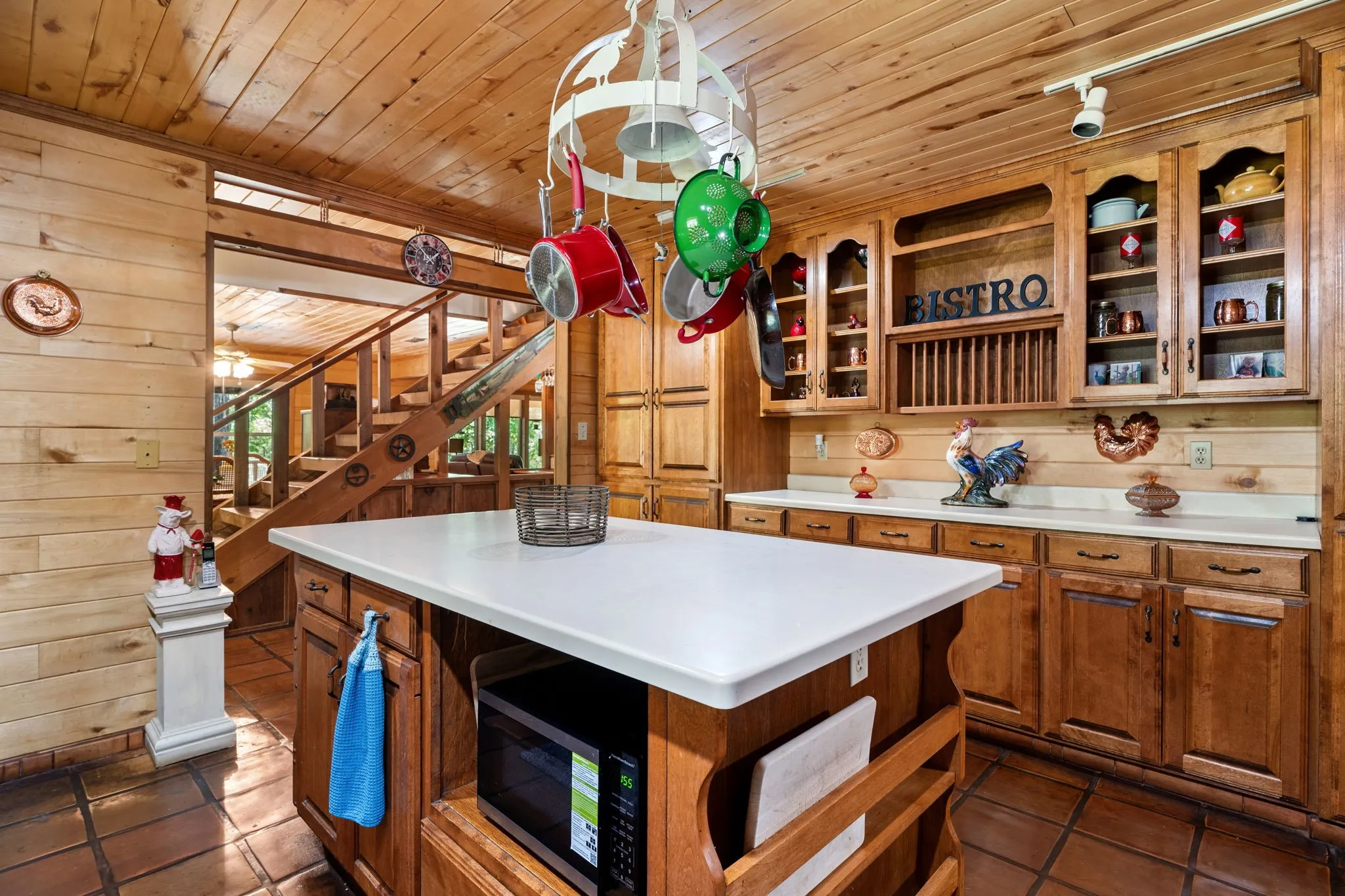 Farm For Sale in Wood County , 1081 County Road 3875, Mineola, Texas 75773, 3 Bedroom, 3 Bathroom, Garage spaces, 2,700 Sqft, built in 1995, mls#21341044, Real Estate Agent in Mineola, Homes For Sale in Wood county, Homes For Sale in Mineola, Realtor in Mineola Texas, Real Estate Brokerage Independent Realty Texas, Luminita Cordes Realtor