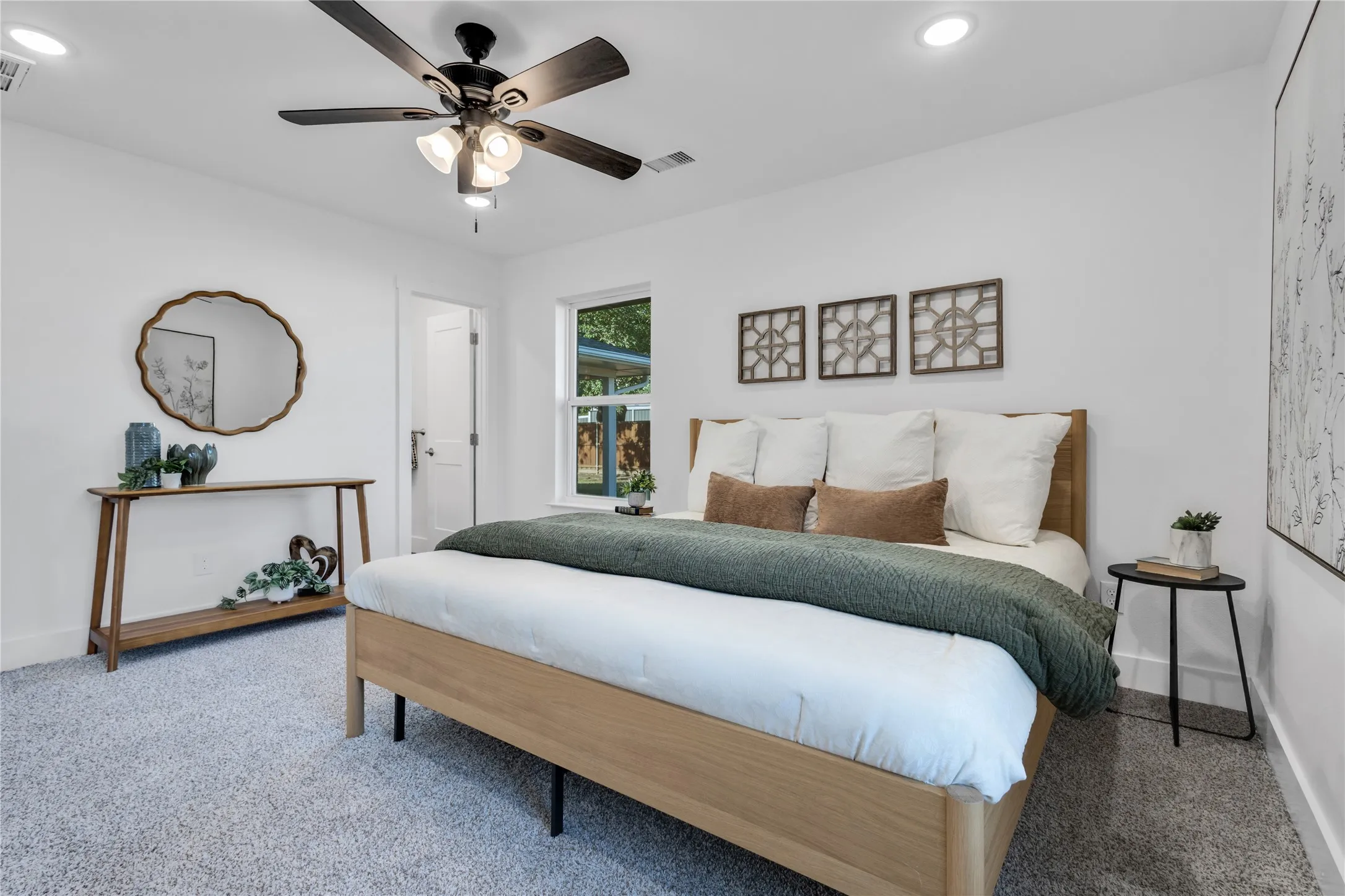 Single Family Residence For Sale in Wood County , 128 N Osborn Street, Alba, Texas 75410, 3 Bedroom, 2 Bathroom, 2 Garage spaces, 1,487 Sqft, built in 1985, mls#21337925, Real Estate Agent in Alba, Homes For Sale in Wood county, Homes For Sale in Alba, Realtor in Alba Texas, Real Estate Brokerage Independent Realty Texas, Luminita Cordes Realtor