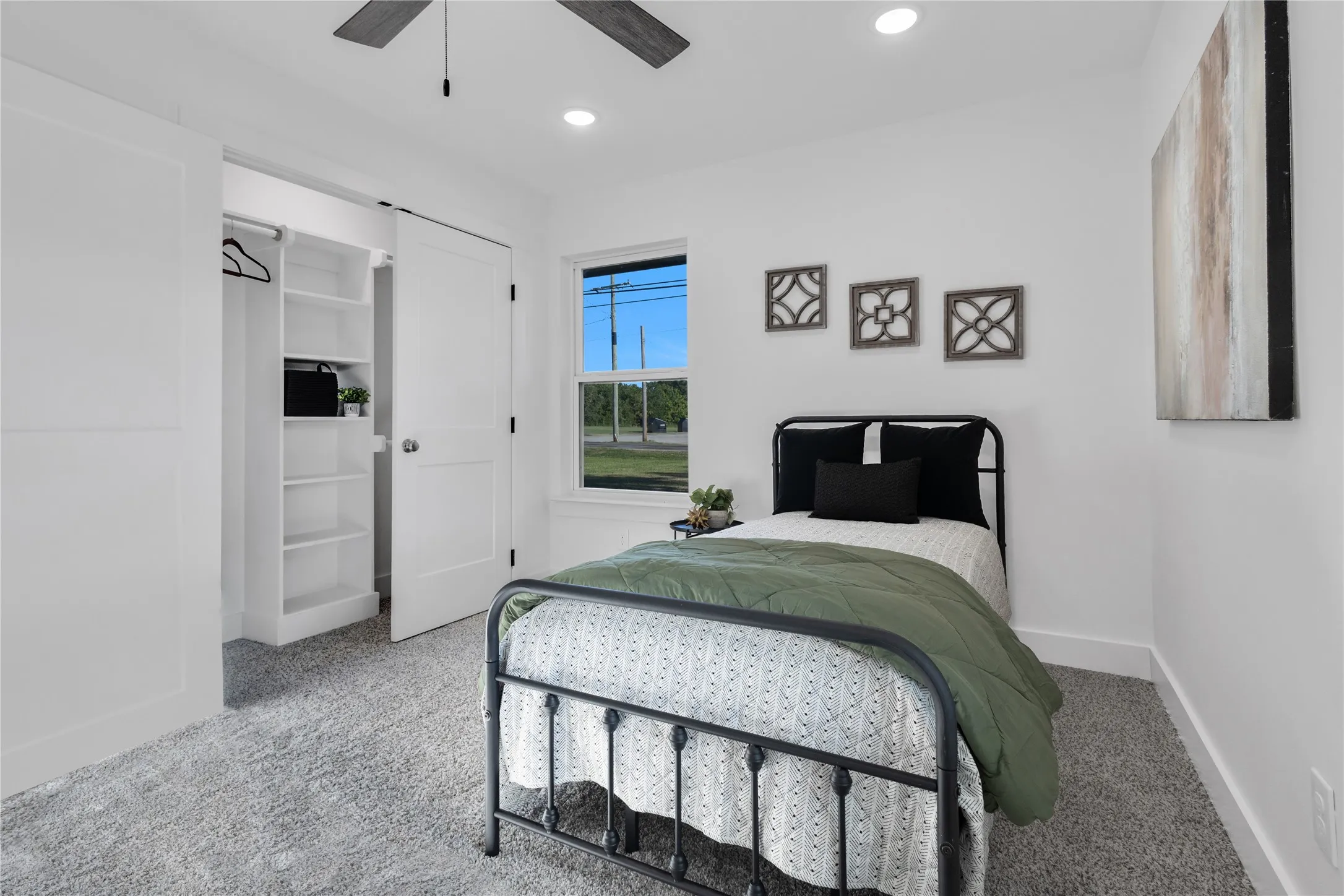 Single Family Residence For Sale in Wood County , 128 N Osborn Street, Alba, Texas 75410, 3 Bedroom, 2 Bathroom, 2 Garage spaces, 1,487 Sqft, built in 1985, mls#21337925, Real Estate Agent in Alba, Homes For Sale in Wood county, Homes For Sale in Alba, Realtor in Alba Texas, Real Estate Brokerage Independent Realty Texas, Luminita Cordes Realtor
