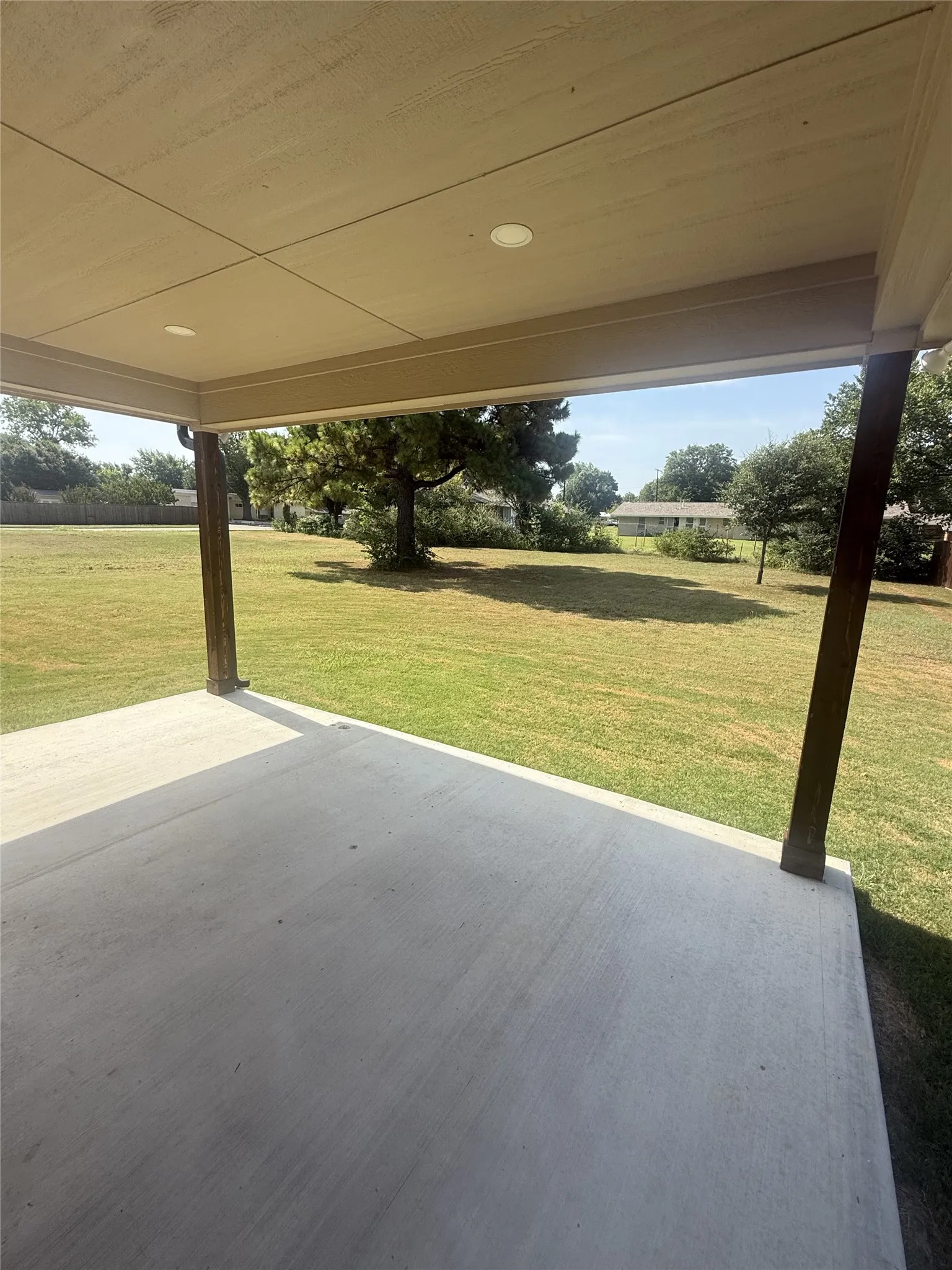 Single Family Residence For Sale in Grayson County , 204 Ella Street, Whitesboro, Texas 76273, 3 Bedrooms, 2 Bathrooms, 2 Garage spaces, 1,496 Sqft, built in 2025, Price $369,000, mls#21345618, Real Estate Agent in Whitesboro, Homes For Sale in Grayson county, Homes For Sale in Whitesboro, Realtor in Whitesboro Texas, Real Estate Brokerage Independent Realty Texas, Luminita Cordes Realtor