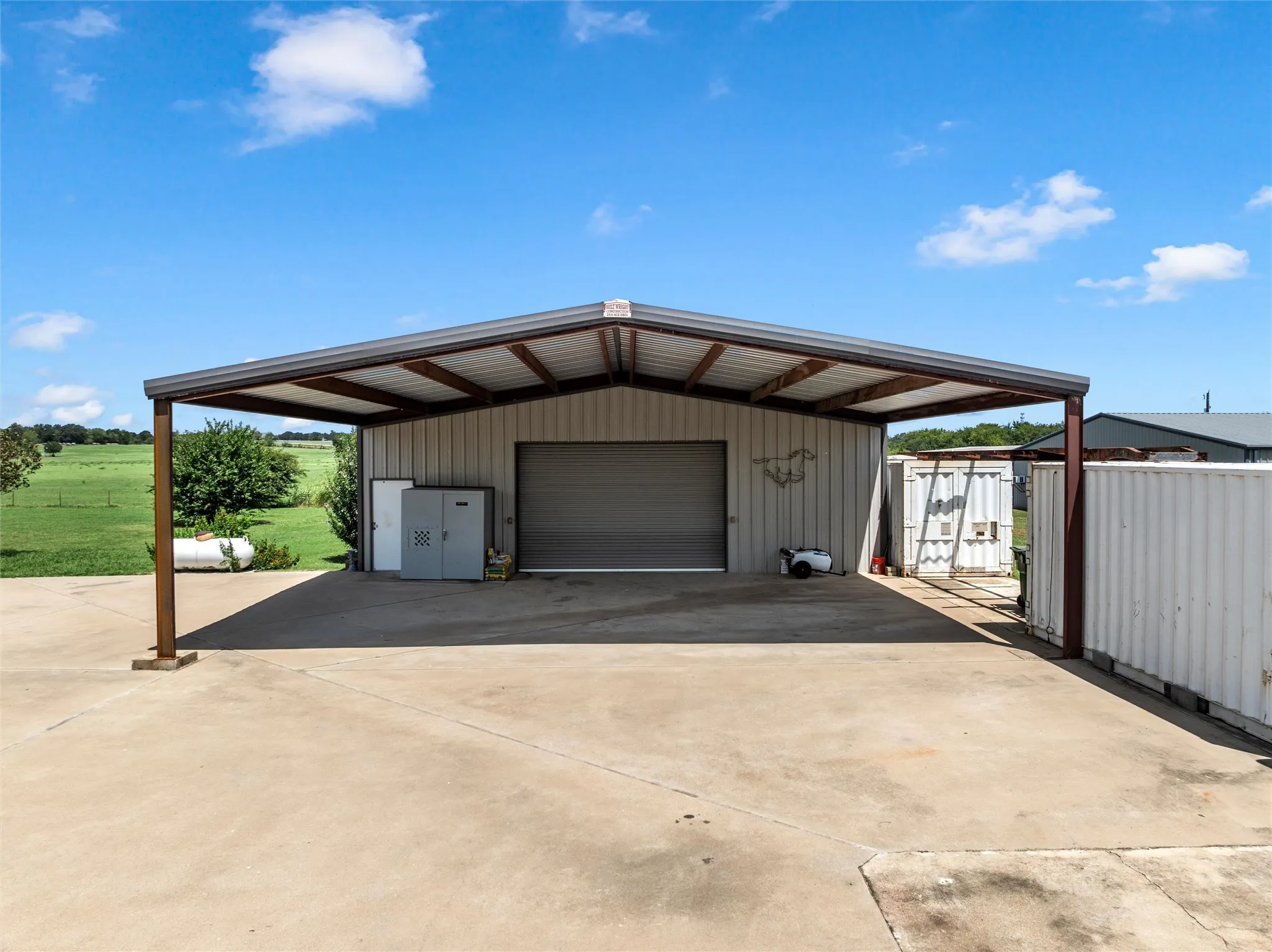Single Family Residence For Sale in Mc Lennan County , 3825 Chappel Hill Road, Waco, Texas 76705, 3 Bedroom, 2 Bathroom, Garage spaces, 2,334 Sqft, built in 2014, mls#21340589, Real Estate Agent in Waco, Homes For Sale in Mc Lennan county, Homes For Sale in Waco, Realtor in Waco Texas, Real Estate Brokerage Independent Realty Texas, Luminita Cordes Realtor