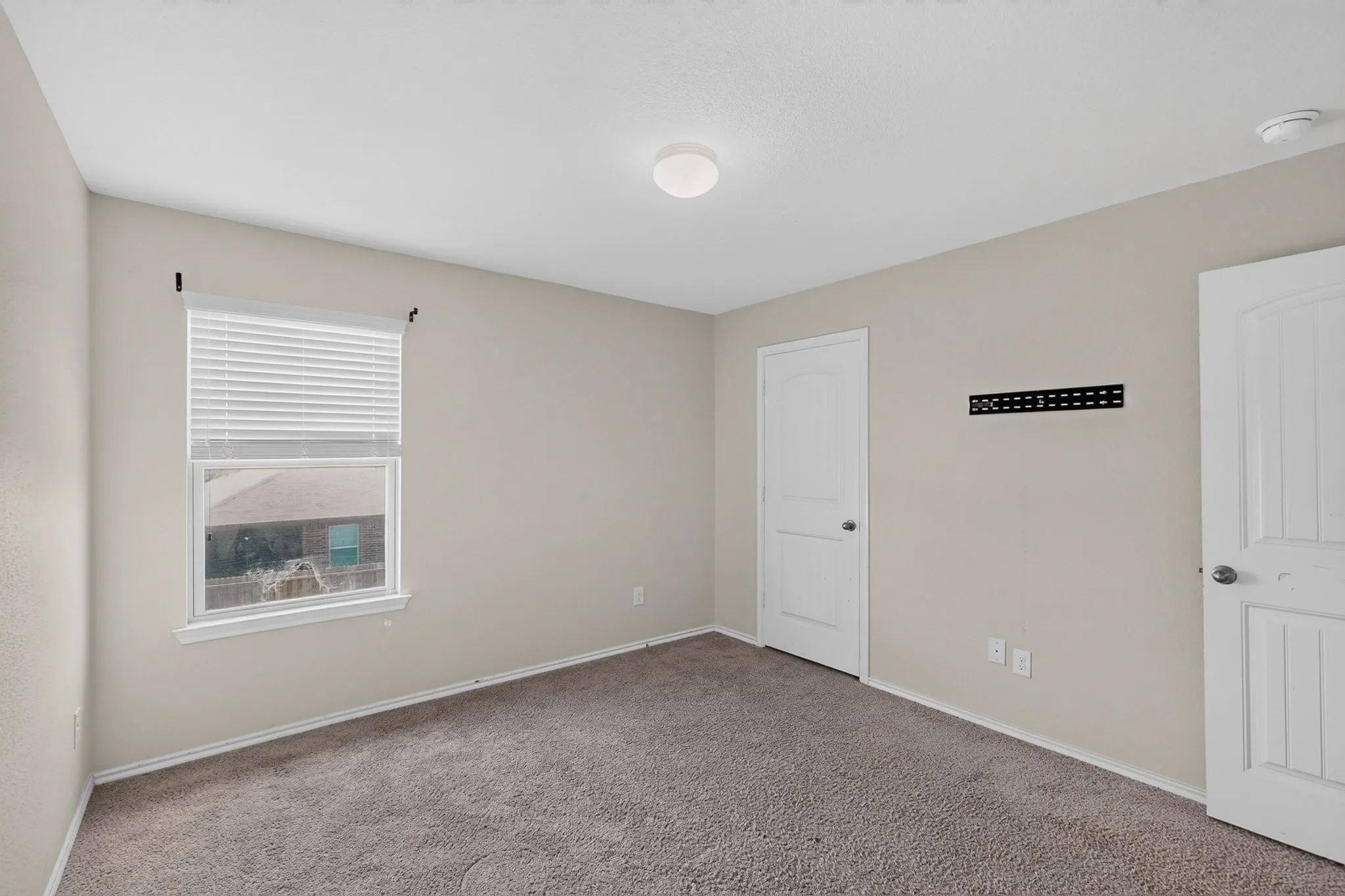 Single Family Residence For Sale in Kaufman County , 2329 Julia Lane, Forney, Texas 75126, 4 Bedroom, 3 Bathroom, 2 Garage spaces, 2,108 Sqft, built in 2018, mls#21321185, Real Estate Agent in Forney, Homes For Sale in Kaufman county, Homes For Sale in Forney, Realtor in Forney Texas, Real Estate Brokerage Independent Realty Texas, Luminita Cordes Realtor