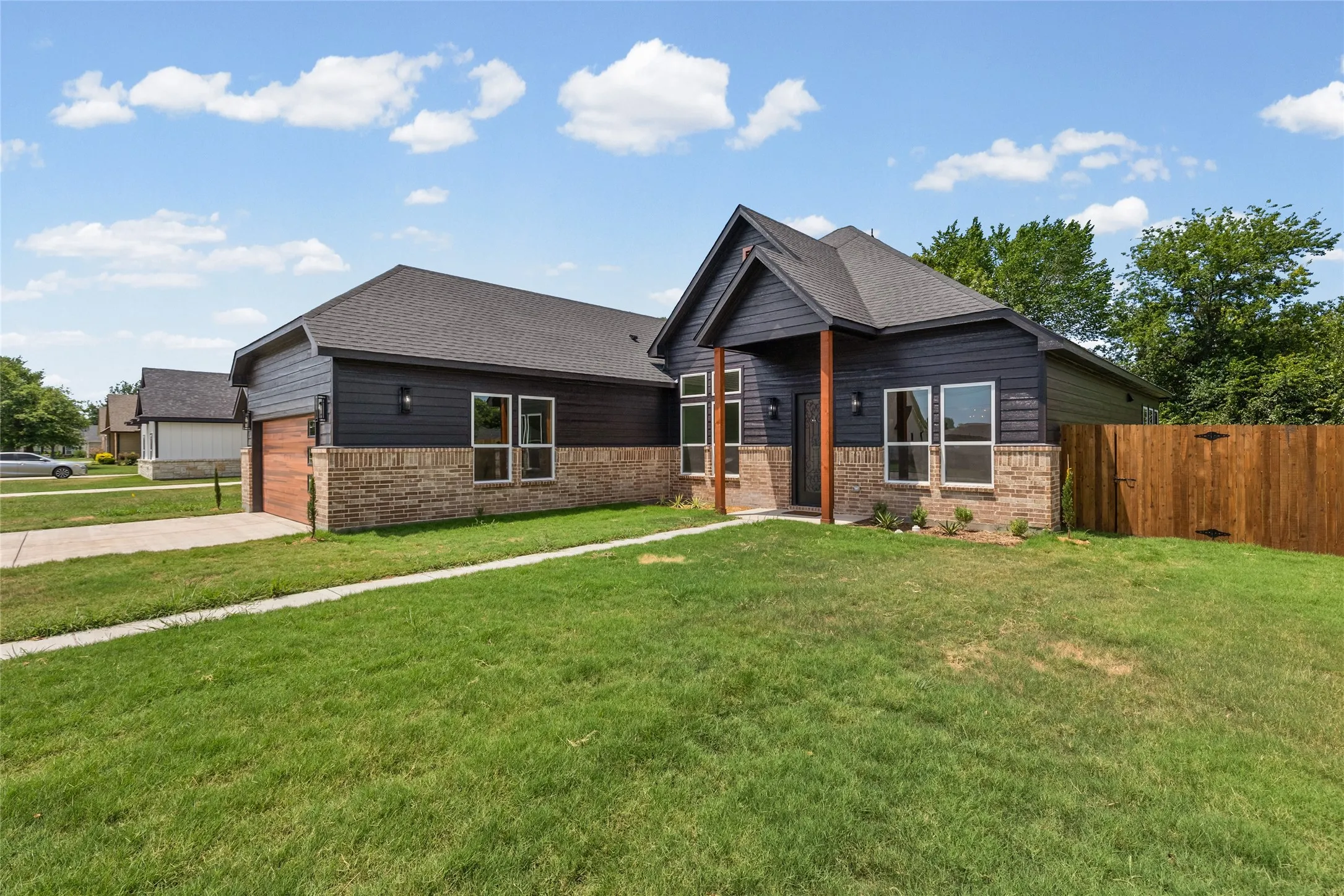 Single Family Residence For Sale in Hunt County , 1500 Deer Trail, Commerce, Texas 75428, 4 Bedroom, 3 Bathroom, 2 Garage spaces, 2,356 Sqft, built in 2026, mls#21345726, Real Estate Agent in Commerce, Homes For Sale in Hunt county, Homes For Sale in Commerce, Realtor in Commerce Texas, Real Estate Brokerage Independent Realty Texas, Luminita Cordes Realtor