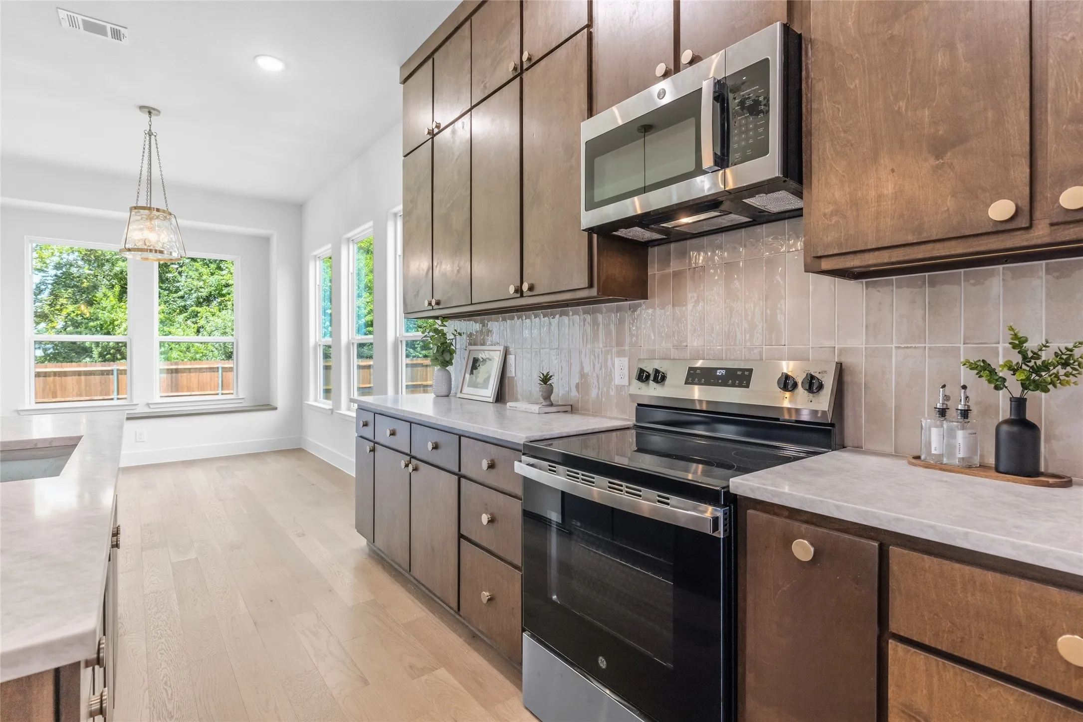 Single Family Residence For Sale in Hunt County , 1500 Deer Trail, Commerce, Texas 75428, 4 Bedroom, 3 Bathroom, 2 Garage spaces, 2,356 Sqft, built in 2026, mls#21345726, Real Estate Agent in Commerce, Homes For Sale in Hunt county, Homes For Sale in Commerce, Realtor in Commerce Texas, Real Estate Brokerage Independent Realty Texas, Luminita Cordes Realtor