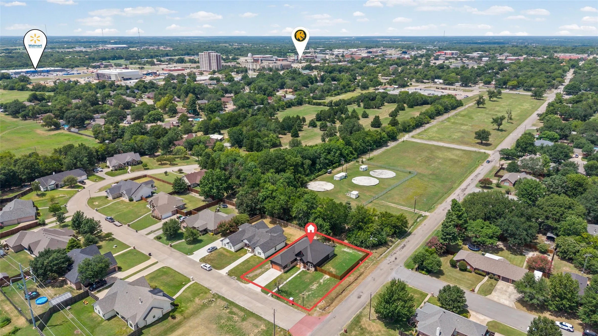 Single Family Residence For Sale in Hunt County , 1500 Deer Trail, Commerce, Texas 75428, 4 Bedroom, 3 Bathroom, 2 Garage spaces, 2,356 Sqft, built in 2026, mls#21345726, Real Estate Agent in Commerce, Homes For Sale in Hunt county, Homes For Sale in Commerce, Realtor in Commerce Texas, Real Estate Brokerage Independent Realty Texas, Luminita Cordes Realtor