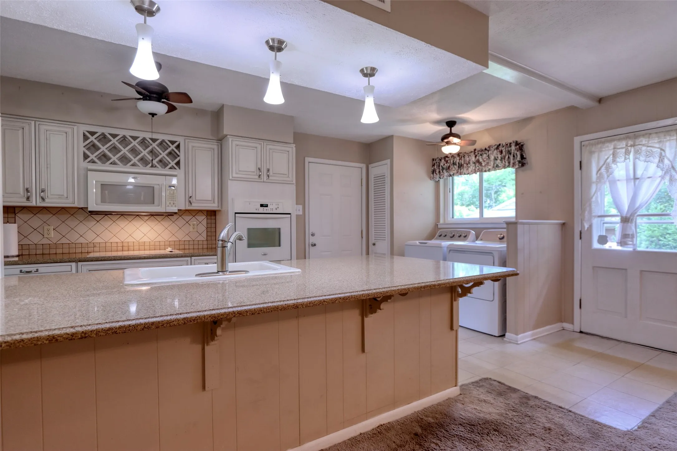 Single Family Residence For Sale in Dallas County , 938 Nature Drive, Duncanville, Texas 75116, 3 Bedroom, 2 Bathroom, 2 Garage spaces, 1,600 Sqft, built in 1963, mls#21345588, Real Estate Agent in Duncanville, Homes For Sale in Dallas county, Homes For Sale in Duncanville, Realtor in Duncanville Texas, Real Estate Brokerage Independent Realty Texas, Luminita Cordes Realtor