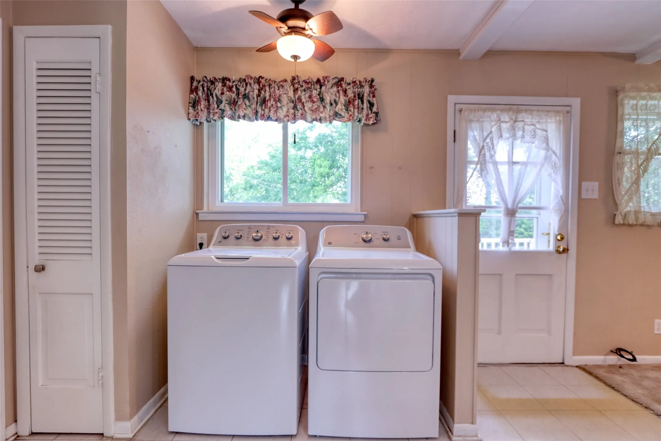 Single Family Residence For Sale in Dallas County , 938 Nature Drive, Duncanville, Texas 75116, 3 Bedroom, 2 Bathroom, 2 Garage spaces, 1,600 Sqft, built in 1963, mls#21345588, Real Estate Agent in Duncanville, Homes For Sale in Dallas county, Homes For Sale in Duncanville, Realtor in Duncanville Texas, Real Estate Brokerage Independent Realty Texas, Luminita Cordes Realtor
