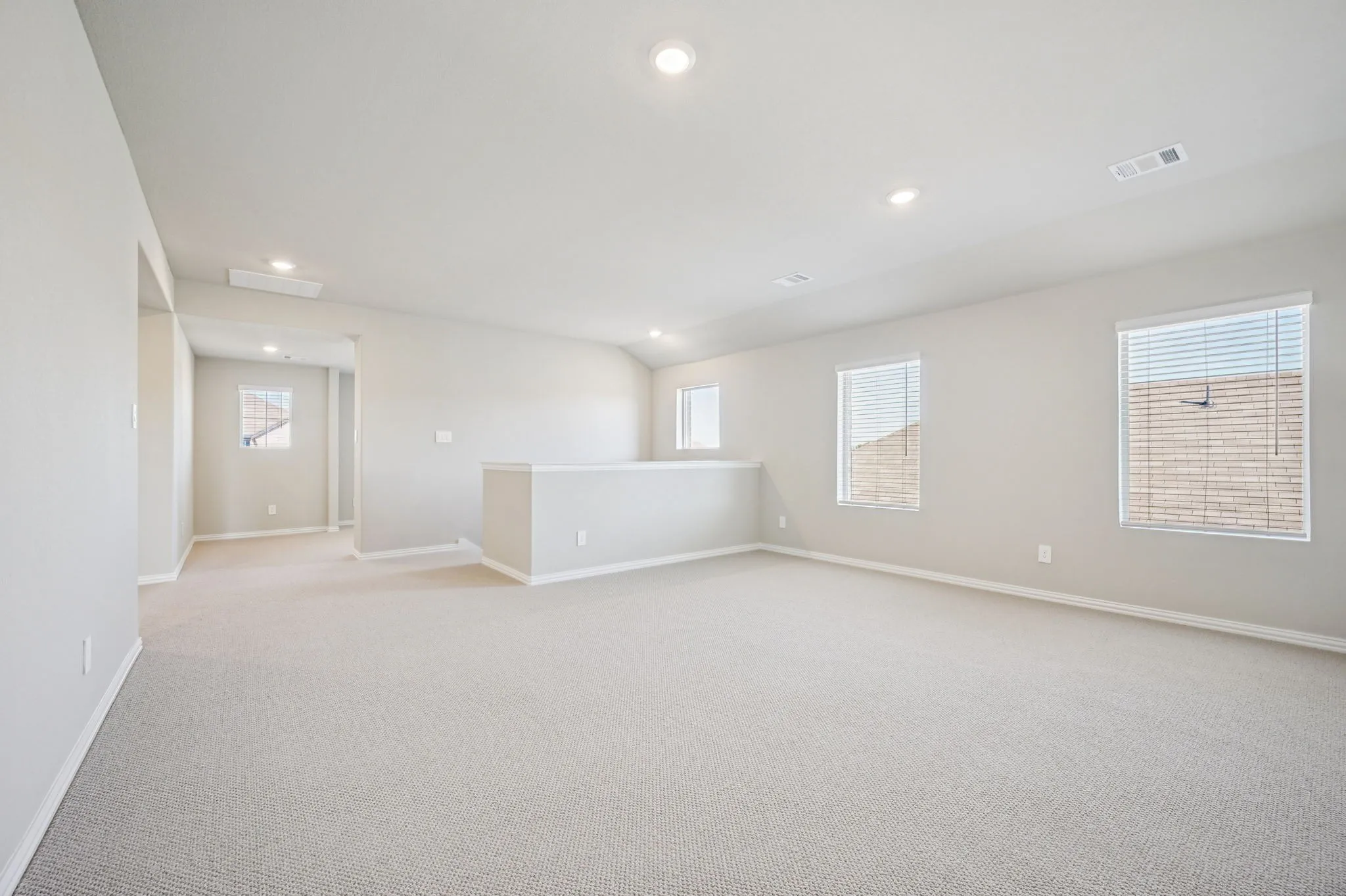 Photo is not of the actual home, but is an inspirational photo of builder’s model home and may depict options, furnishings, and/or decorator features that are not included.

