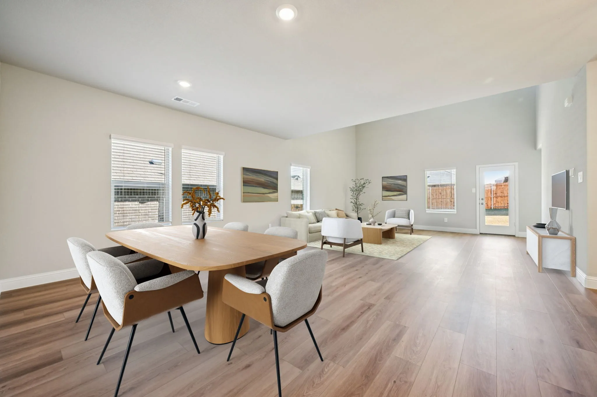  Photo is not of the actual home, but is an inspirational photo of builder’s model home and may depict options, furnishings, and/or decorator features that are not included.
