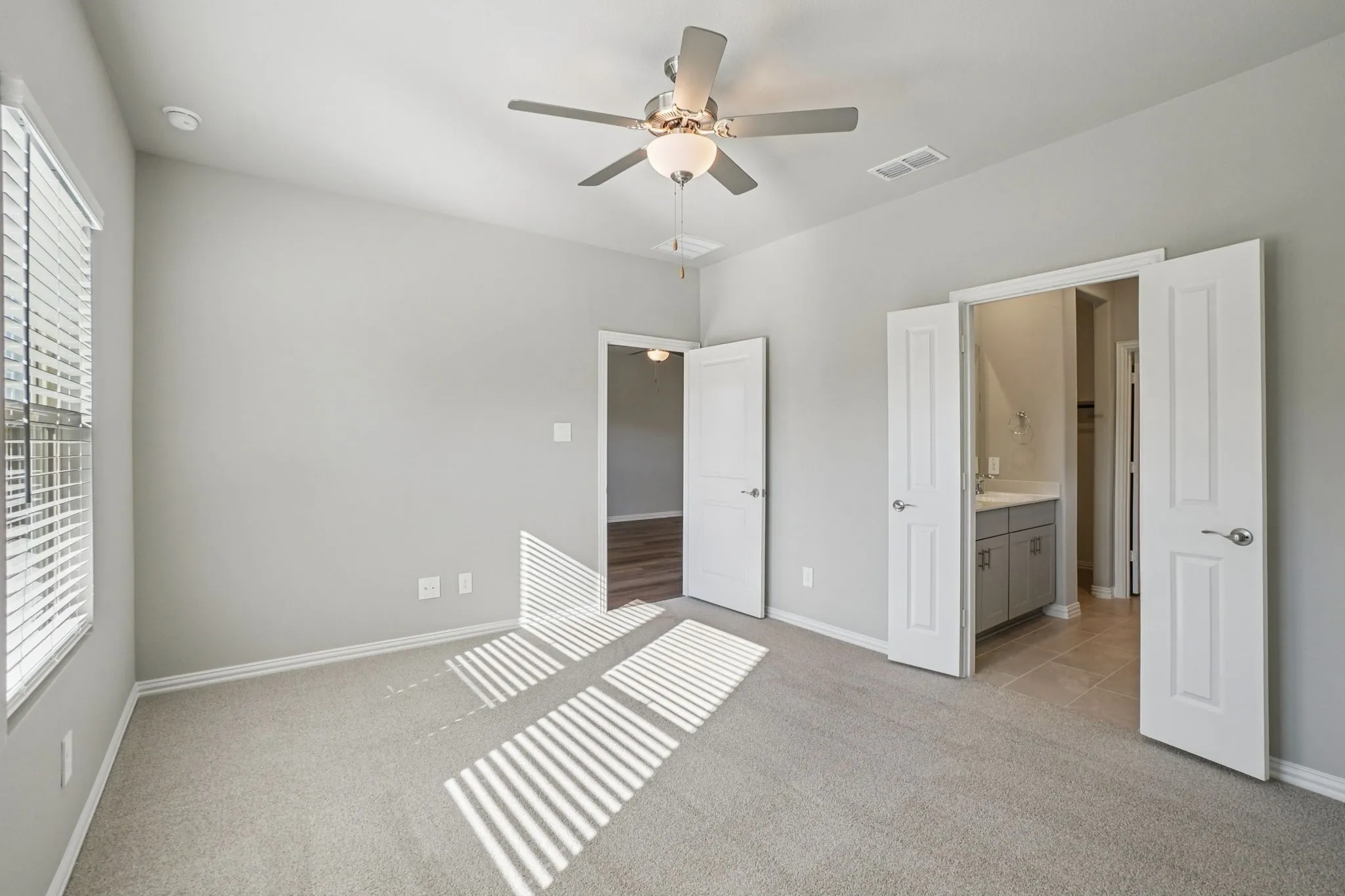 Photo is not of the actual home, but is an inspirational photo of builder’s model home and may depict options, furnishings, and/or decorator features that are not included.