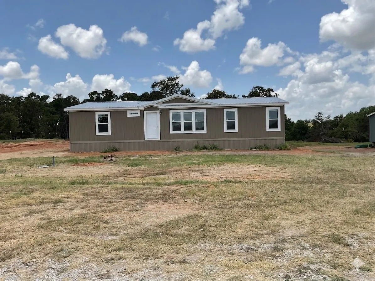 Mobile Home For Sale in Parker County , 133 Firefly Drive, Springtown, Texas 76082, 3 Bedroom, 2 Bathroom, Garage spaces, 1,699 Sqft, built in 2025, mls#21345828, Real Estate Agent in Springtown, Homes For Sale in Parker county, Homes For Sale in Springtown, Realtor in Springtown Texas, Real Estate Brokerage Independent Realty Texas, Luminita Cordes Realtor