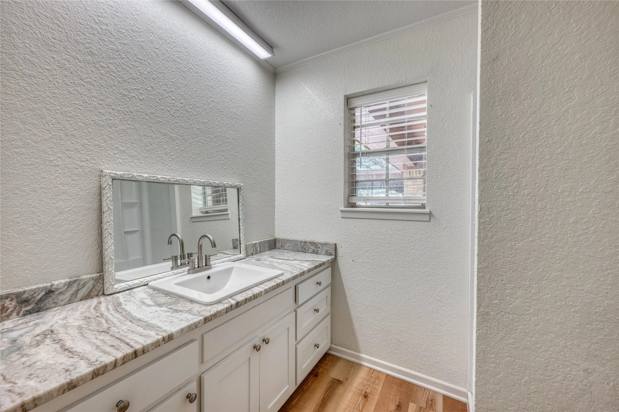 Single Family Residence For Sale in Comanche County , 320 County Road 401, Comanche, Texas 76442, 4 Bedroom, 3 Bathroom, Garage spaces, 2,692 Sqft, built in 1973, mls#21345833, Real Estate Agent in Comanche, Homes For Sale in Comanche county, Homes For Sale in Comanche, Realtor in Comanche Texas, Real Estate Brokerage Independent Realty Texas, Luminita Cordes Realtor