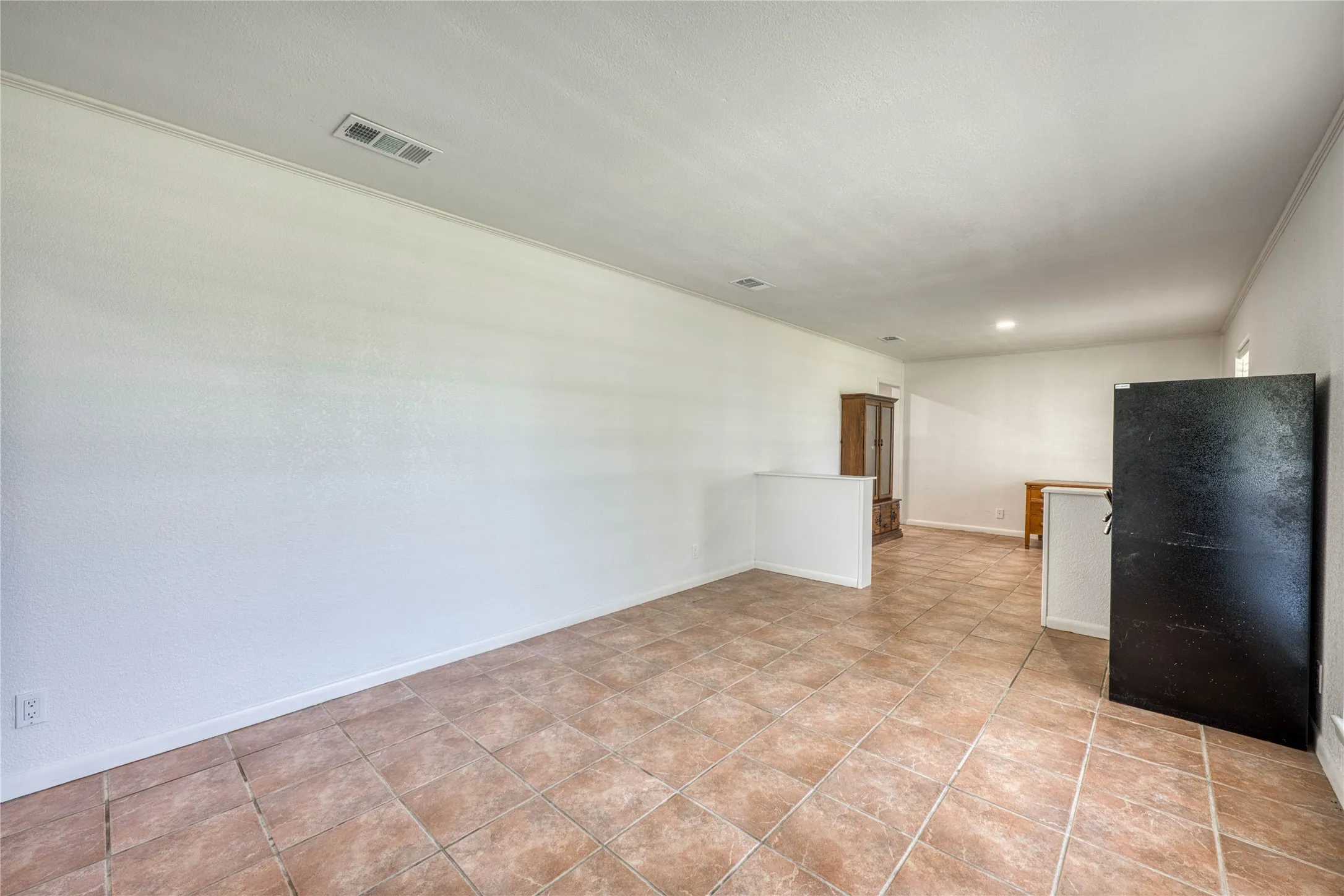 Single Family Residence For Sale in Comanche County , 320 County Road 401, Comanche, Texas 76442, 4 Bedroom, 3 Bathroom, Garage spaces, 2,692 Sqft, built in 1973, mls#21345833, Real Estate Agent in Comanche, Homes For Sale in Comanche county, Homes For Sale in Comanche, Realtor in Comanche Texas, Real Estate Brokerage Independent Realty Texas, Luminita Cordes Realtor