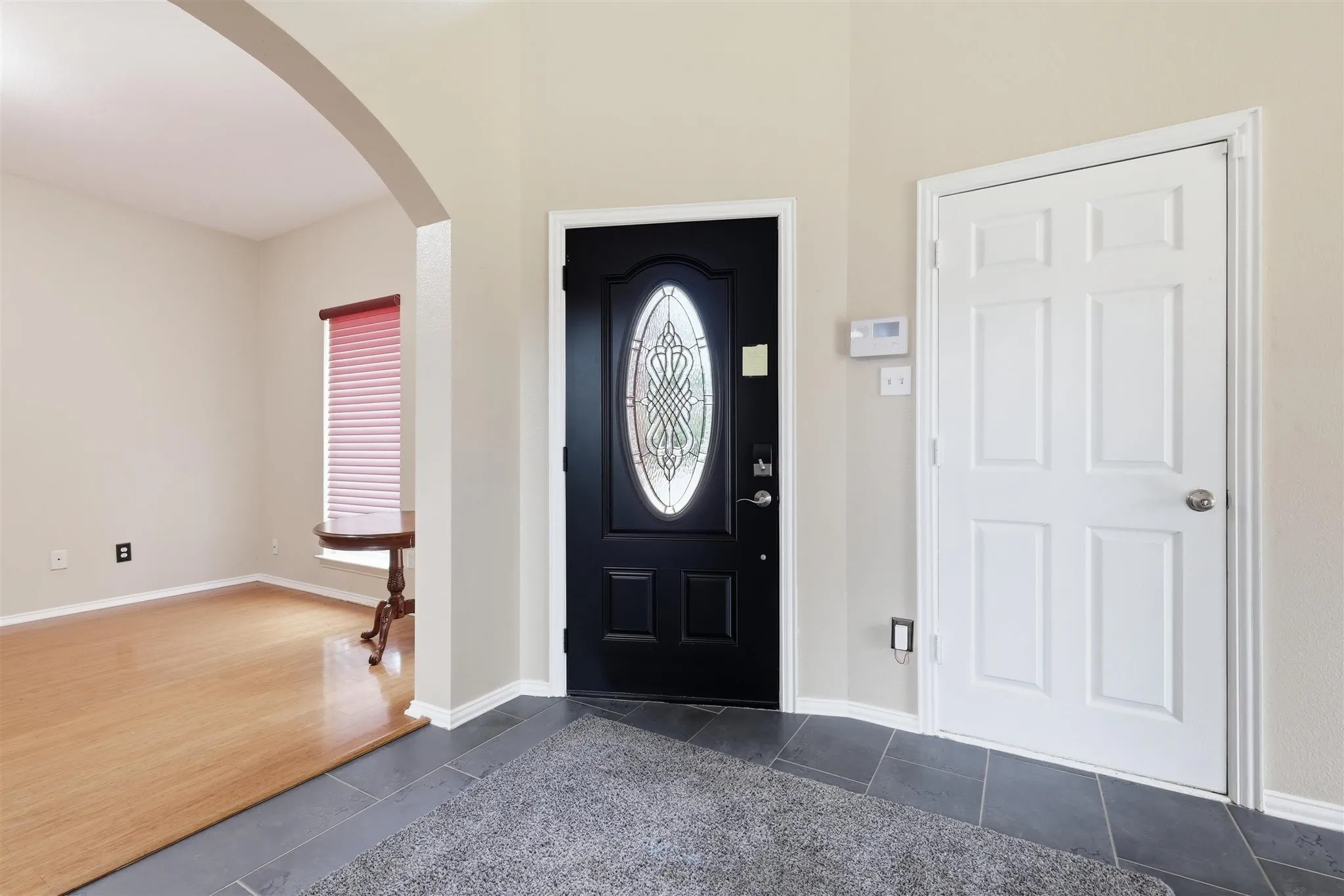 Single Family Residence For Sale in Denton County , 119 Dogwood Trail, Shady Shores, Texas 76208, 4 Bedroom, 3 Bathroom, 2 Garage spaces, 2,719 Sqft, built in 2003, mls#21331485, Real Estate Agent in Shady Shores, Homes For Sale in Denton county, Homes For Sale in Shady Shores, Realtor in Shady Shores Texas, Real Estate Brokerage Independent Realty Texas, Luminita Cordes Realtor