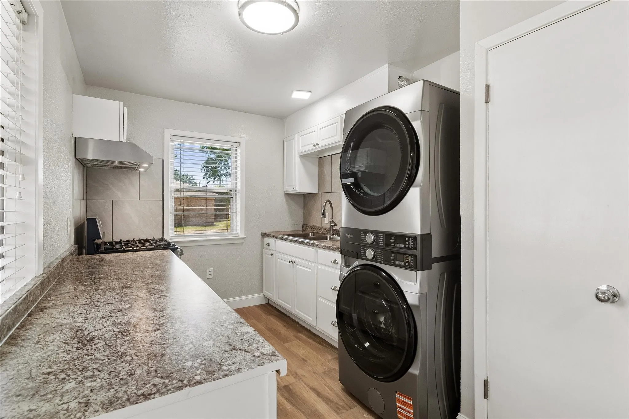 Single Family Residence For Rent in Denton County , 3800 Atlas Drive, Denton, Texas 76209, 4 Bedroom, 1 Bathroom, Garage spaces, 1,056 Sqft, built in 1965, mls#21345816, Real Estate Agent in Denton, Homes For Rent in Denton county, Homes For Rent in Denton, Realtor in Denton Texas, Real Estate Brokerage Independent Realty Texas, Luminita Cordes Realtor