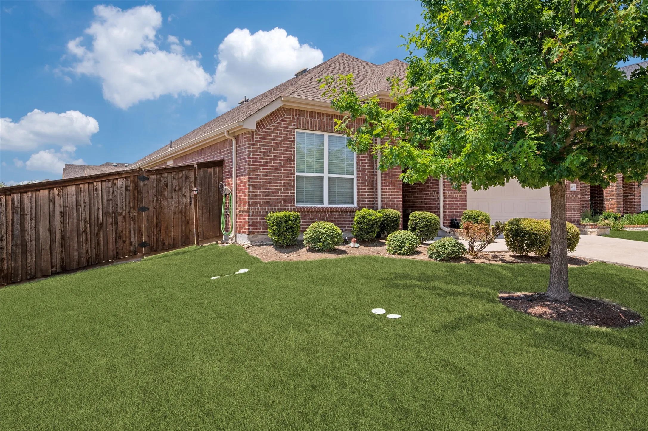 Single Family Residence For Rent in Denton County , 432 Keel Lane, Little Elm, Texas 75068, 3 Bedroom, 2 Bathroom, 2 Garage spaces, 2,246 Sqft, built in 2016, mls#21345840, Real Estate Agent in Little Elm, Homes For Rent in Denton county, Homes For Rent in Little Elm, Realtor in Little Elm Texas, Real Estate Brokerage Independent Realty Texas, Luminita Cordes Realtor
