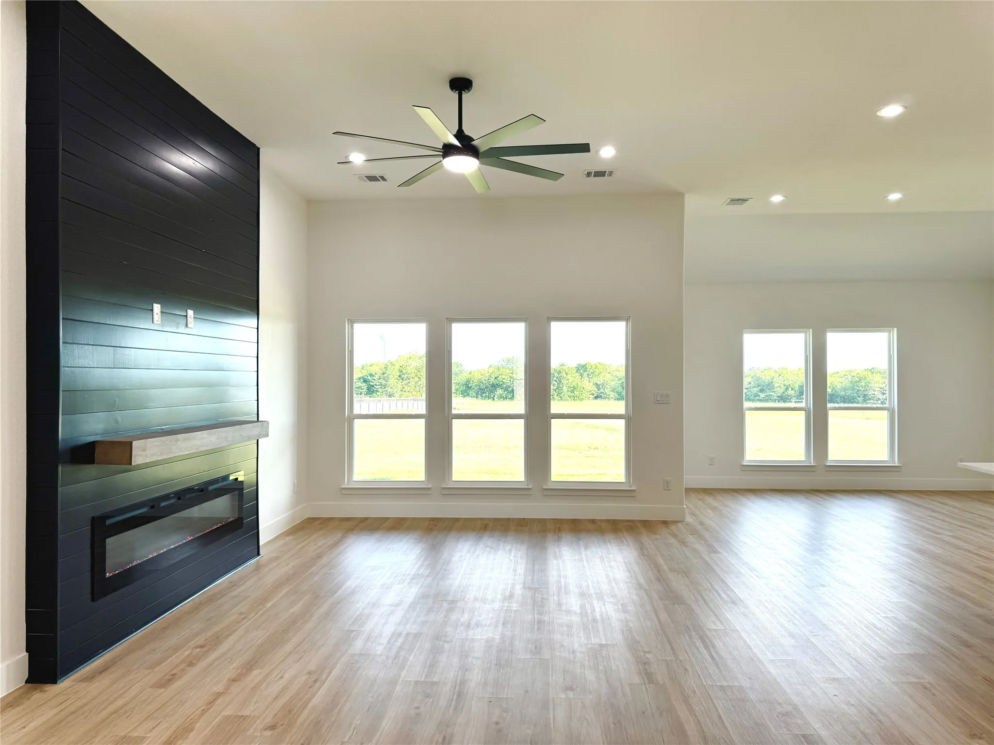 Single Family Residence For Sale in Hunt County , 3297 Escobar Circle, Greenville, Texas 75401, 4 Bedroom, 3 Bathroom, 2 Garage spaces, 2,293 Sqft, built in 2026, Price $475,000, mls#21345854, Real Estate Agent in Greenville, Homes For Sale in Hunt county, Homes For Sale in Greenville, Realtor in Greenville Texas, Real Estate Brokerage Independent Realty Texas, Luminita Cordes Realtor